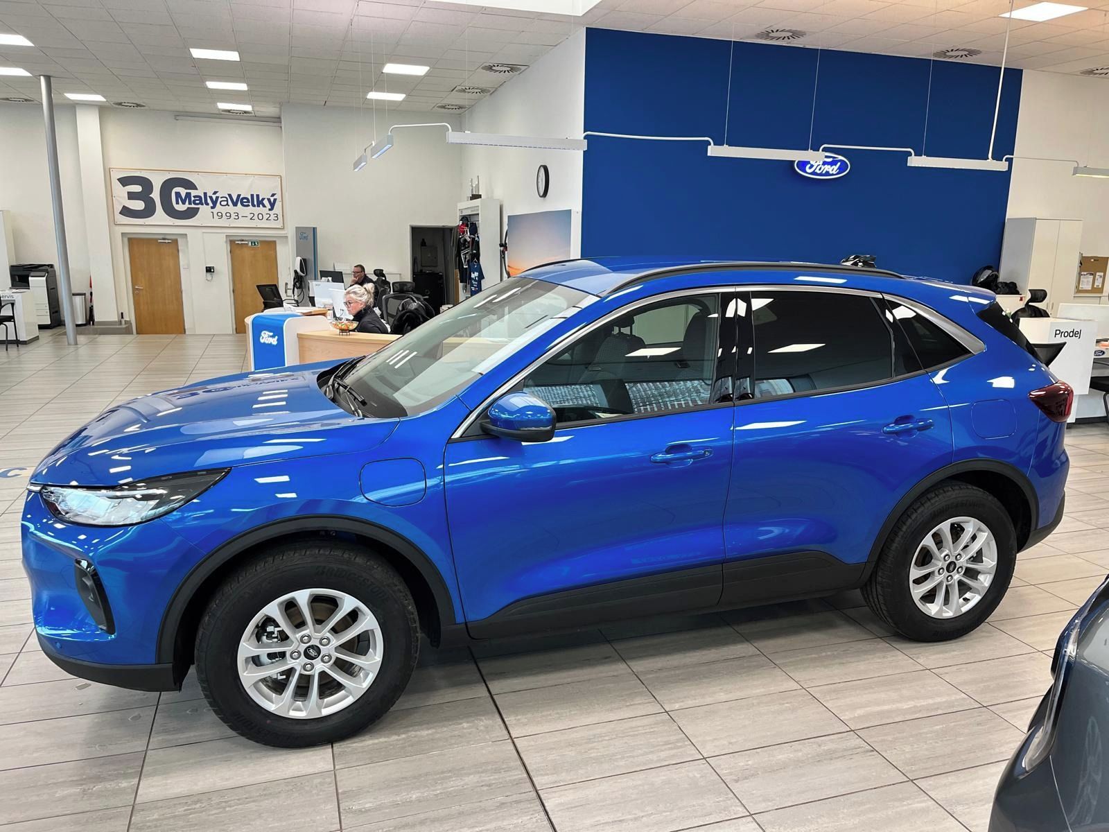 Ford Kuga, 2.5 PHEV 178kW, eCVT aut. - fotka 2