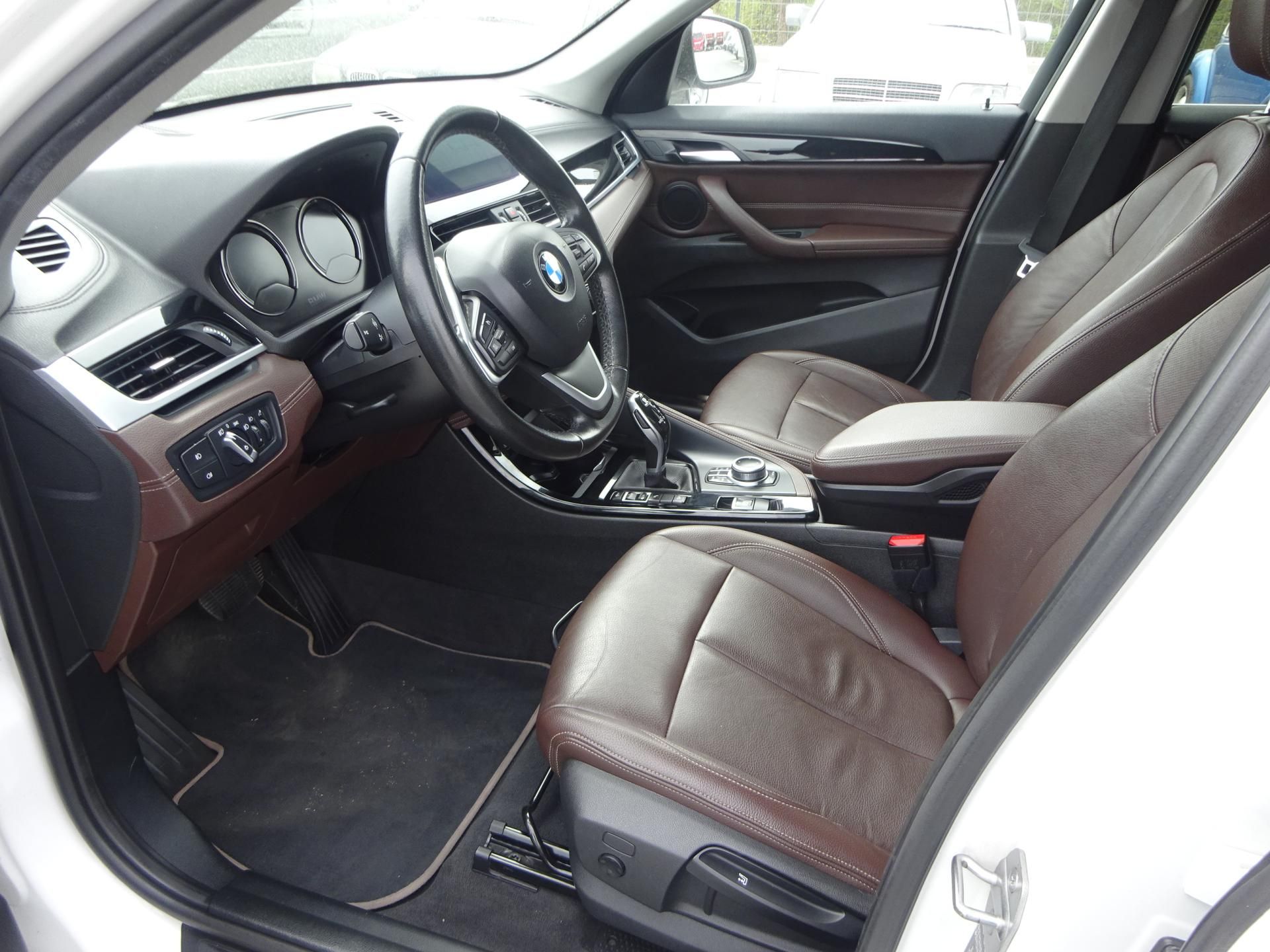 BMW X1, 2.0d X-Drive Msport DPH - fotka 4