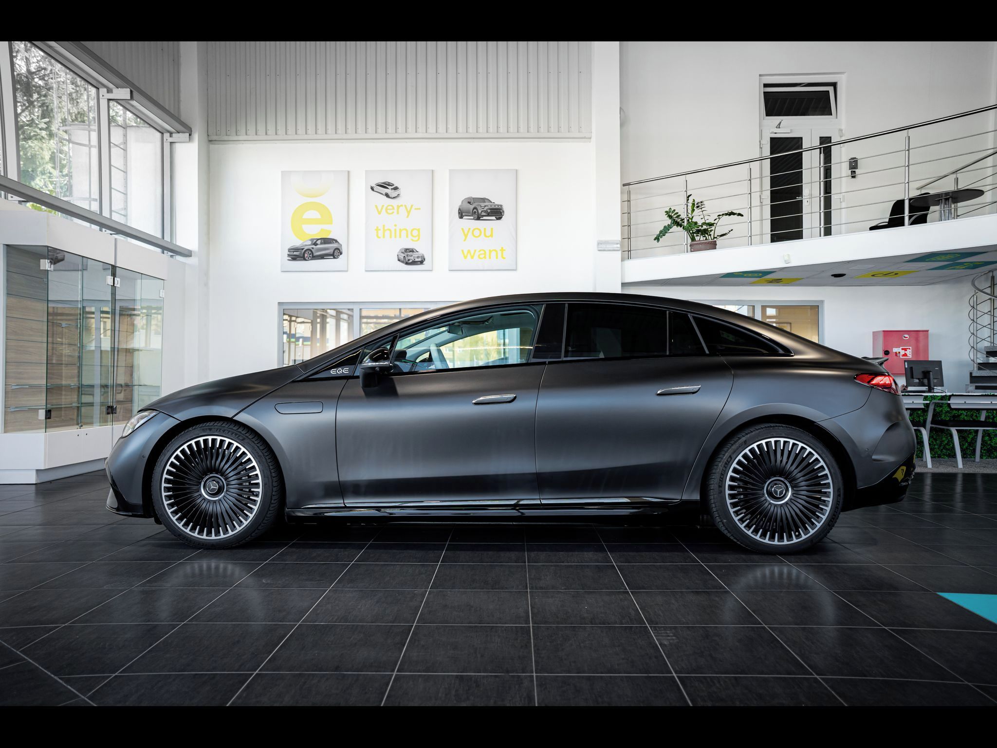Mercedes-Benz EQE, 53 AMG 4MATIC*hyperscreen MBUX - fotka 5
