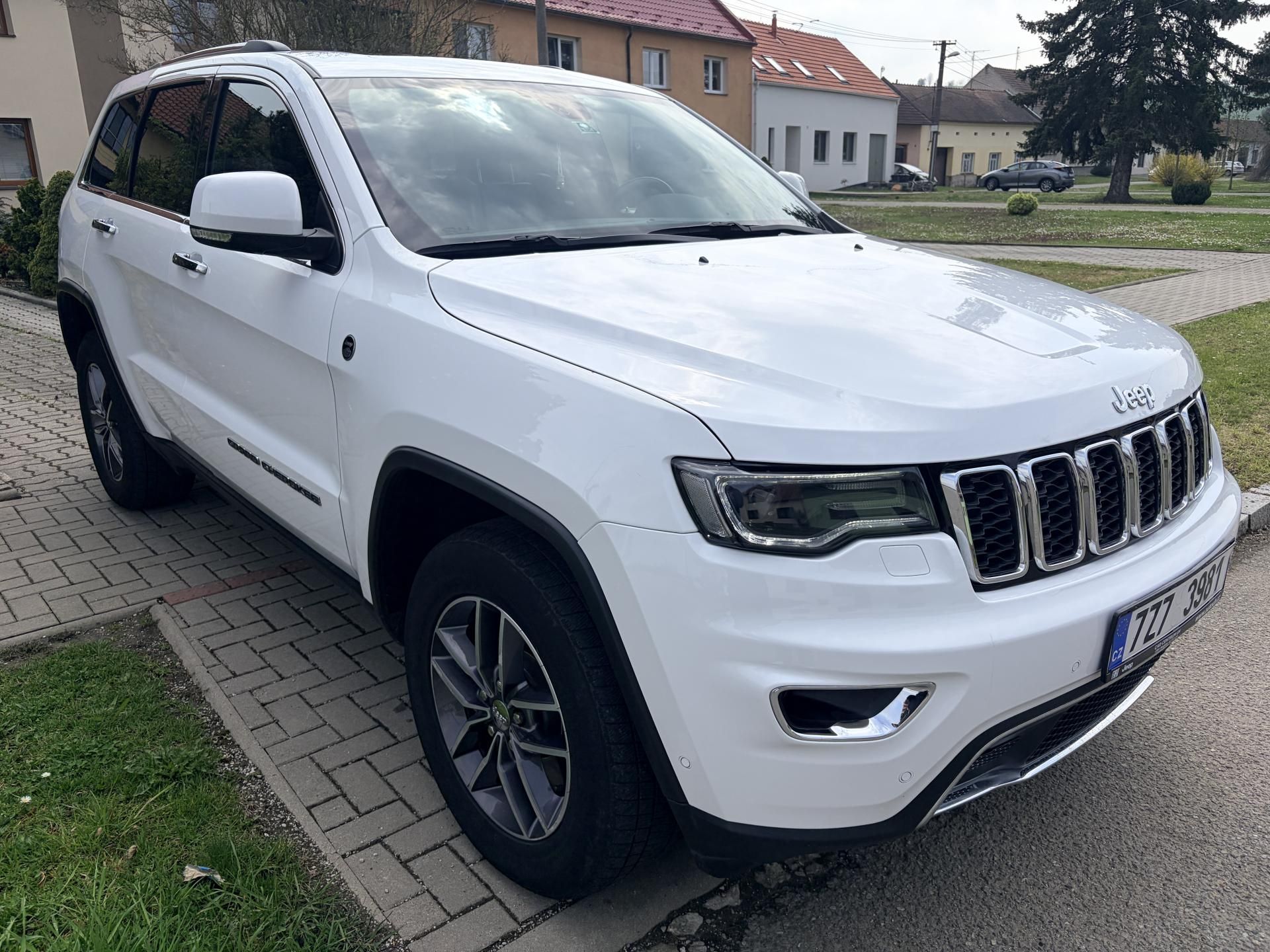 Jeep Grand Cherokee, 3.0 V6 CRD 184KW - fotka 2