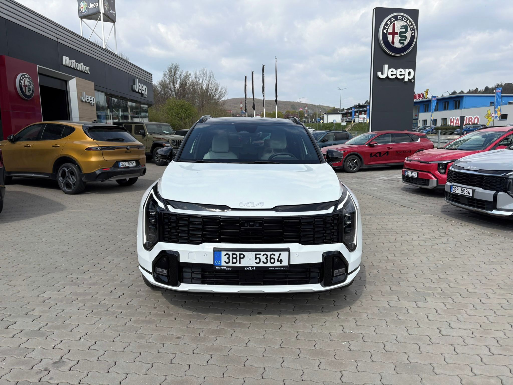 Kia Sportage, 1,6 T-GDi GPF 4x4 7DCT GT-LINE - fotka 2