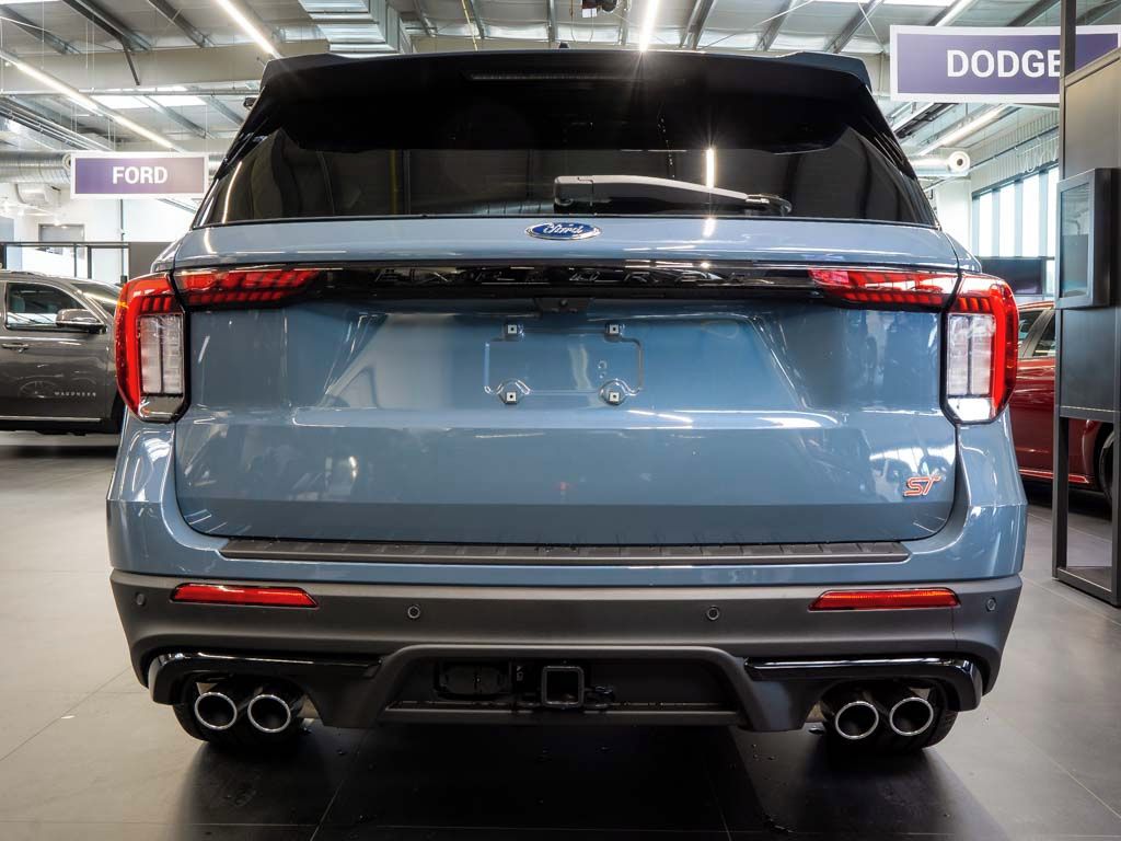 Ford Explorer, 3.0 ST 4WD 21Alu, B&O 980W - fotka 4