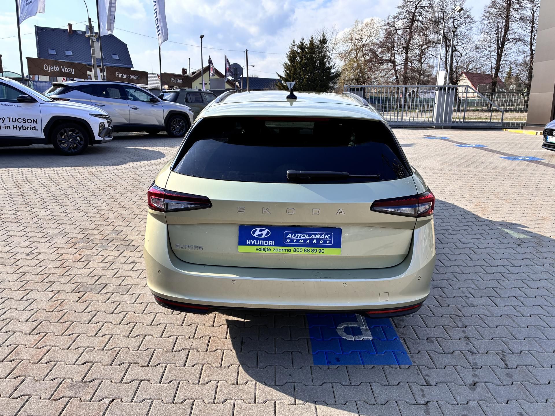 Škoda Superb, 110KW,SELECTION,DSG,TAŽNÉ,1.MA - fotka 6