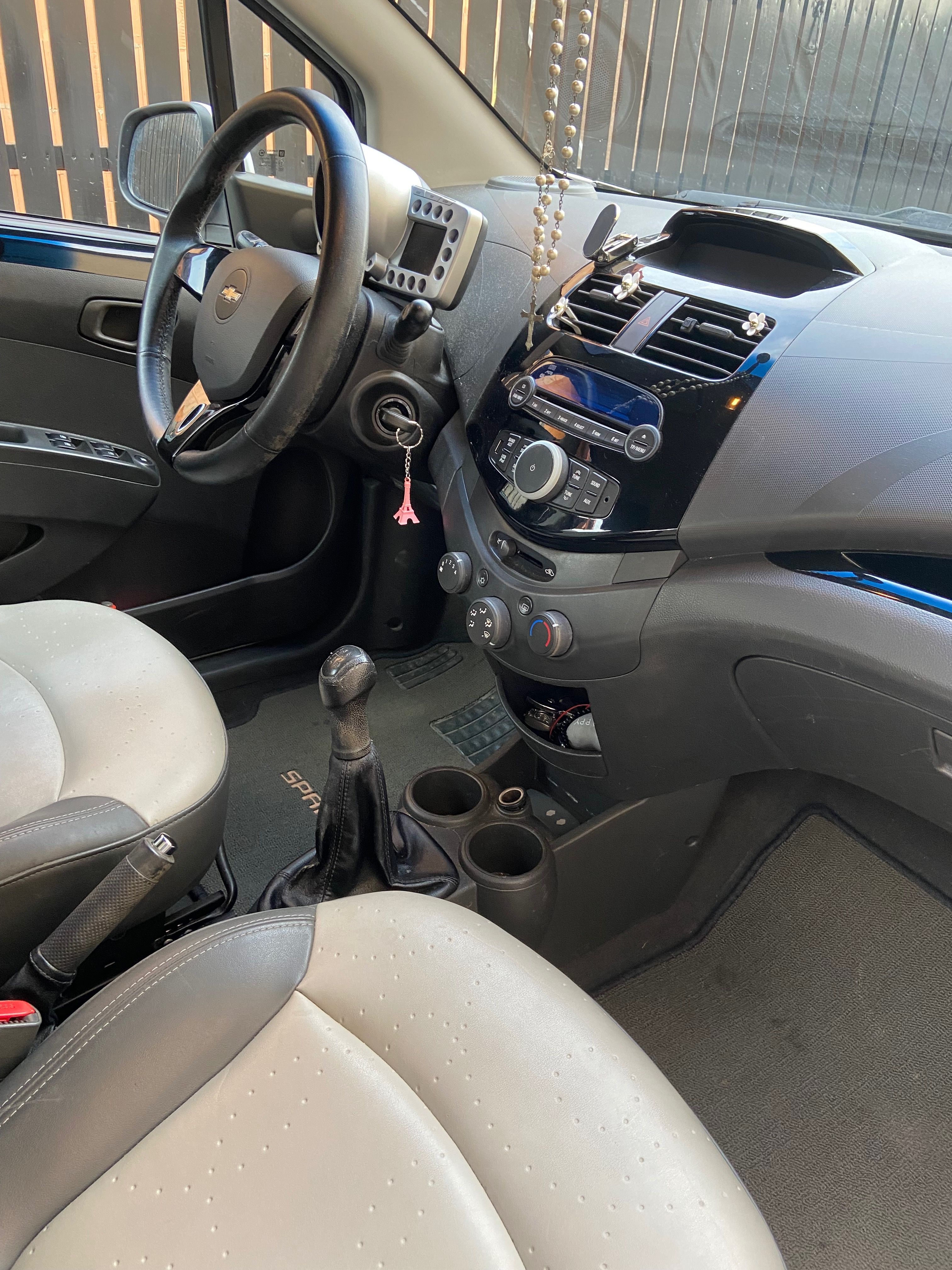 Chevrolet Spark, 1,0 LS Limited Klima, kůže - fotka 6