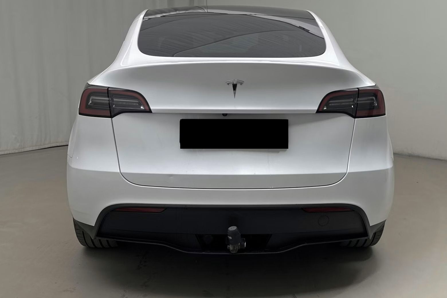 Tesla Model Y, SR+2023,Ryzen,LFP,Tažné - fotka 4
