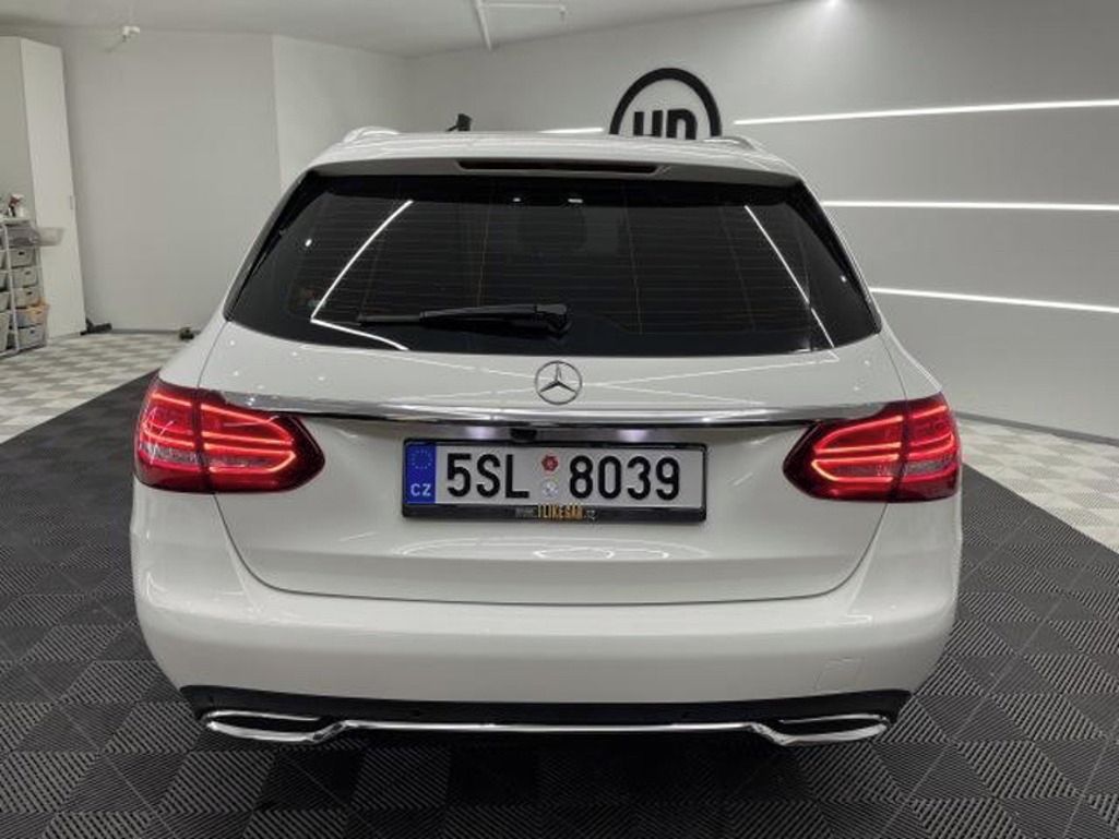Mercedes-Benz Třídy C, AVANTGARDE FL • TAŽNÉ • 360° - fotka 6