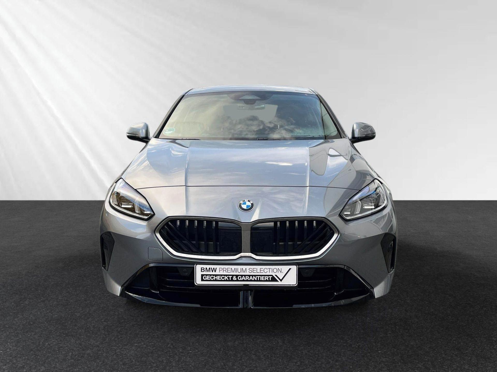 BMW Řada 1, 120 M-Sport Adaptive LED ParkA - fotka 2