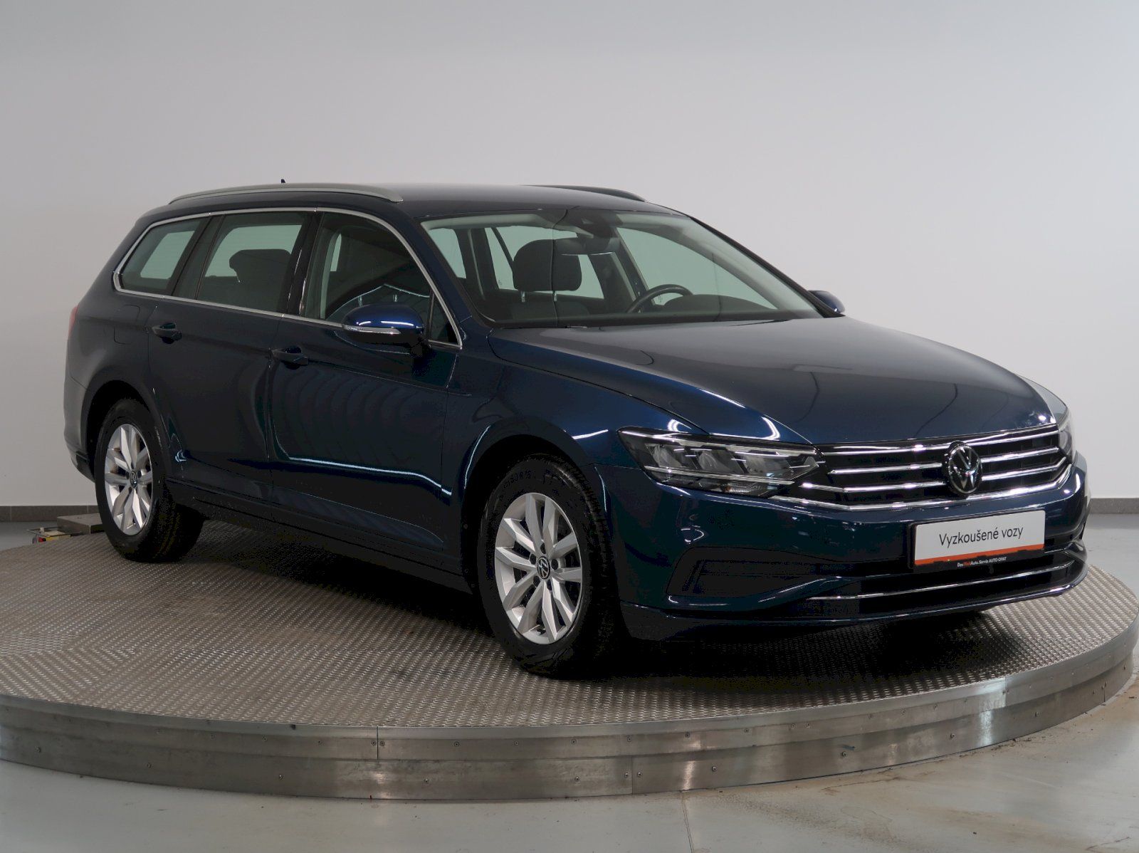 Volkswagen Passat, BUSINESS 1.5TSI EVO DSG - fotka 6