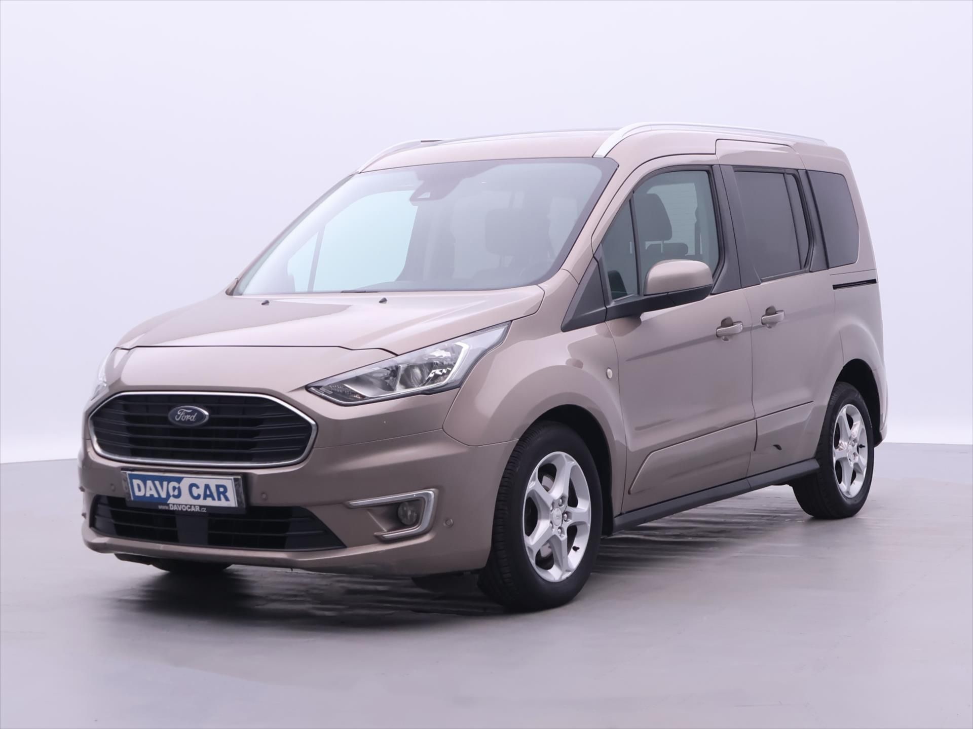 Ford Tourneo Connect, 1,5 TDCI Titanium Tažné CZ - fotka 3