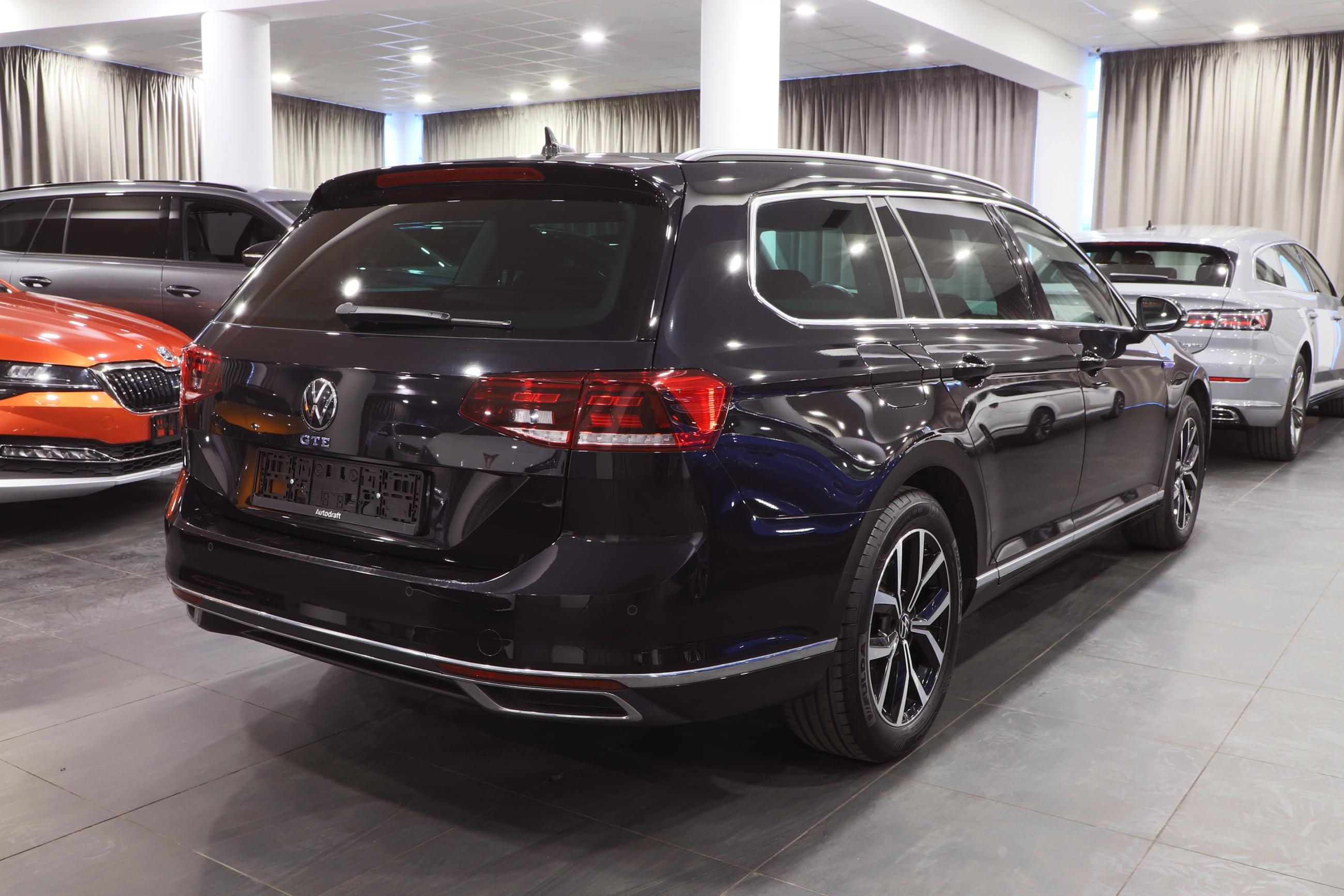Volkswagen Passat Variant, GTE 1.4 TSI Hybrid 160kW DSG - fotka 4
