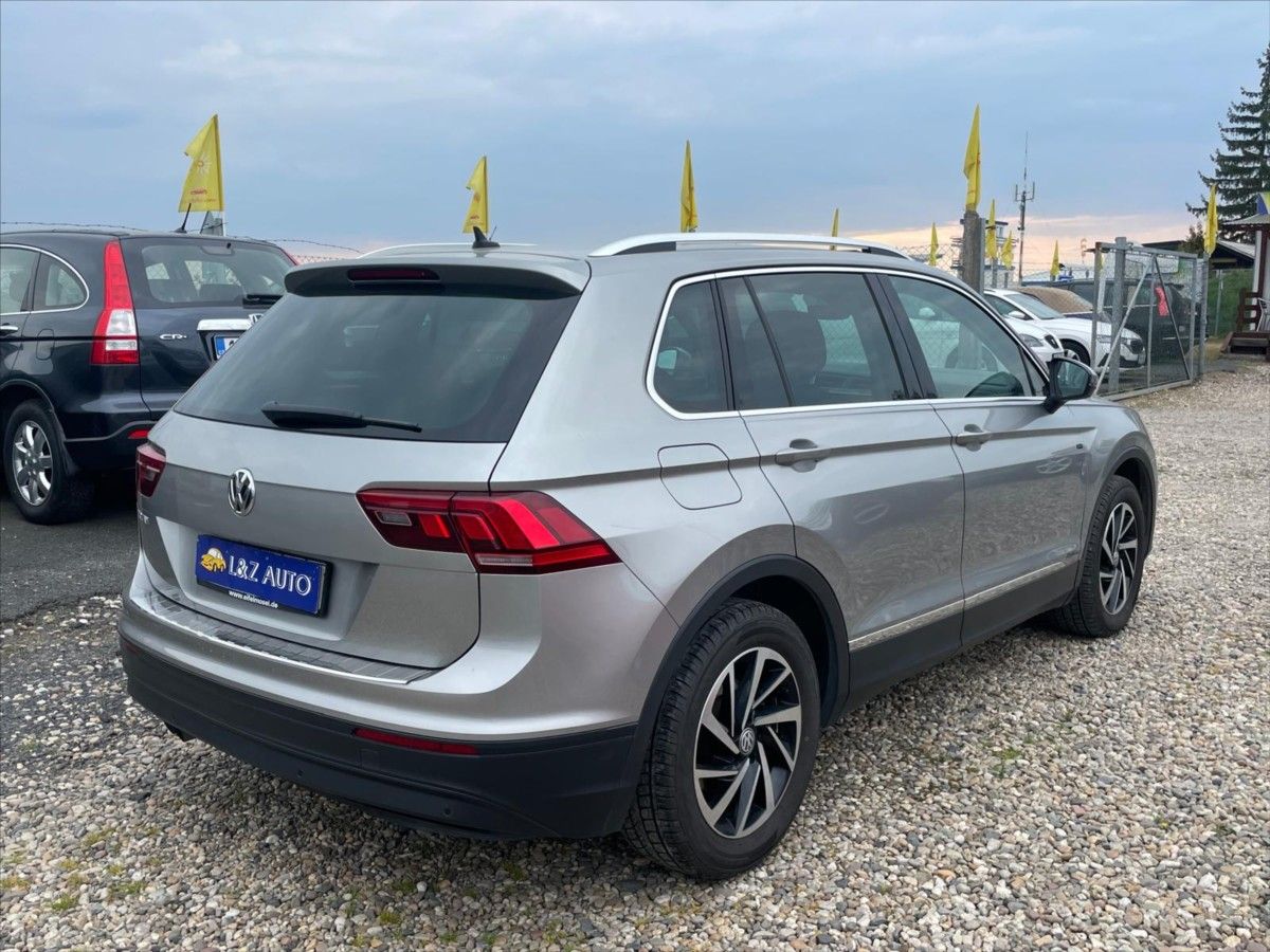 Volkswagen Tiguan, 2,0 TDI - fotka 6