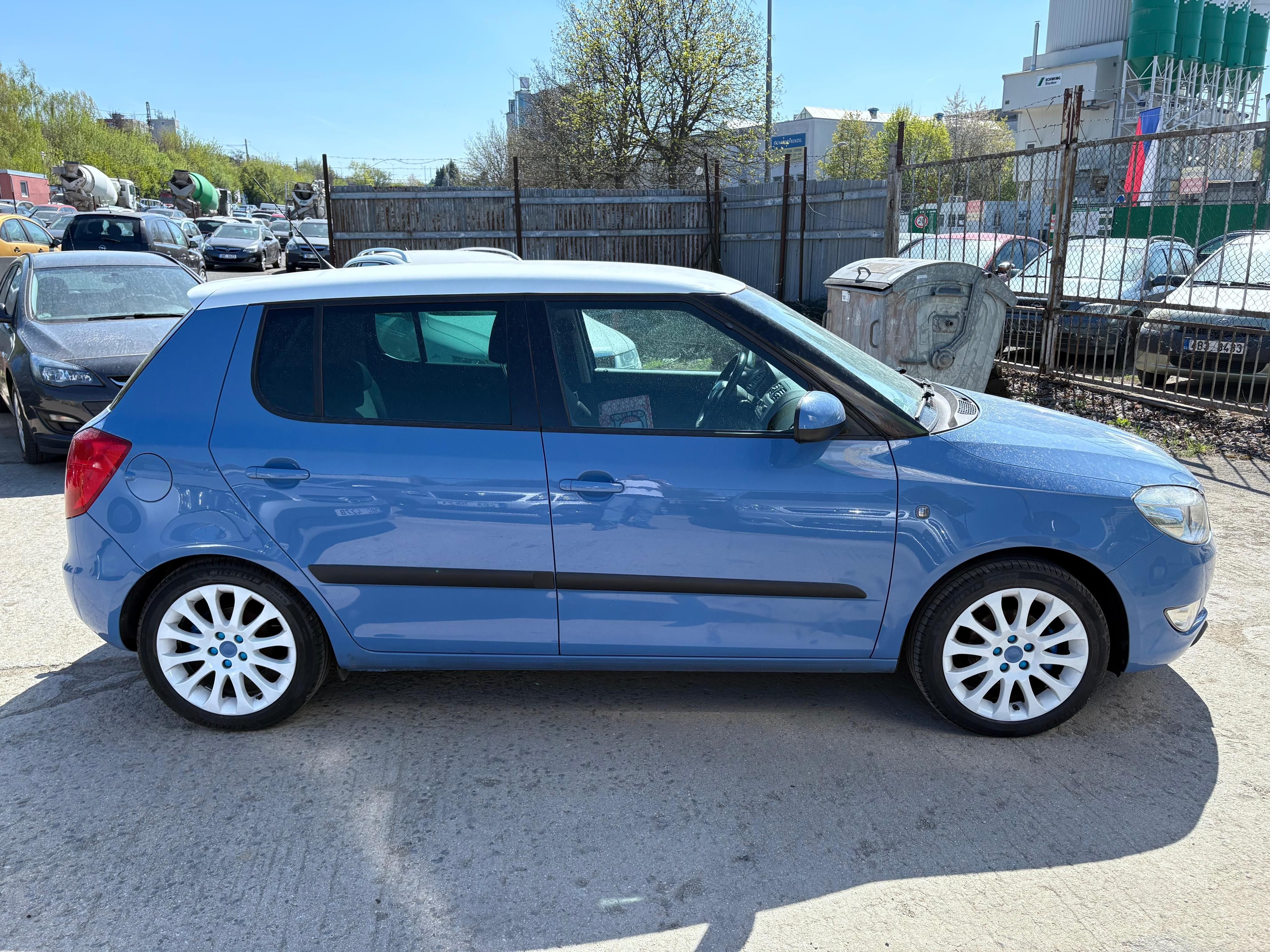 Škoda Fabia, TSi - fotka 2
