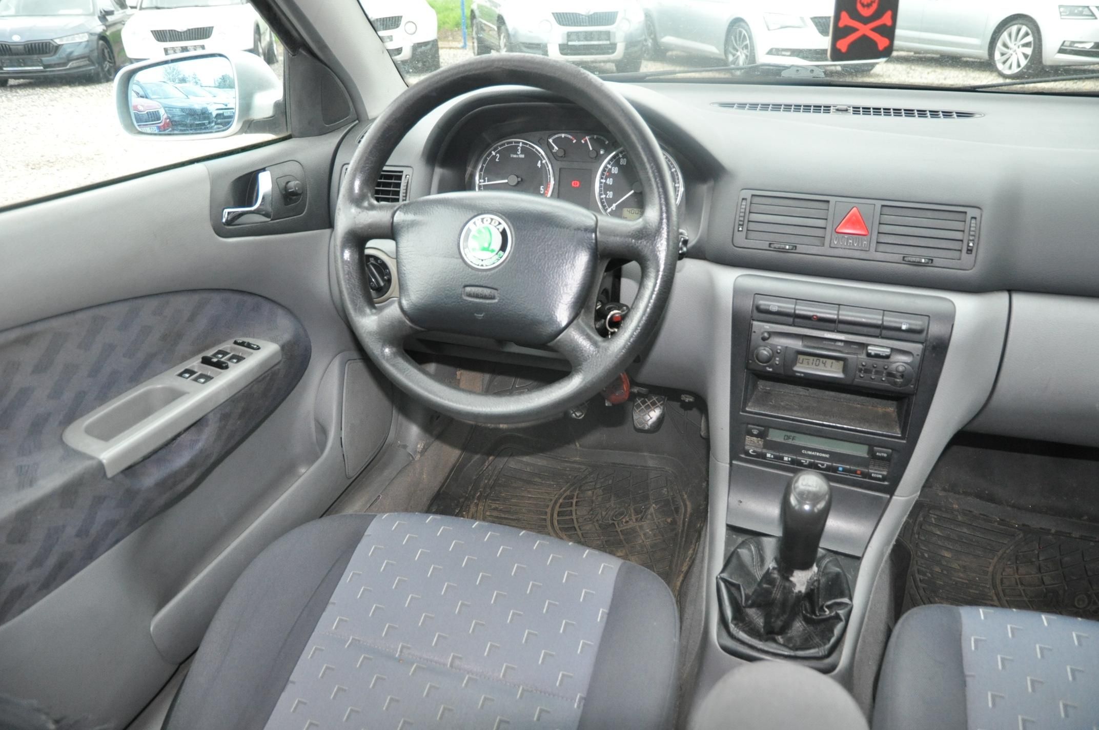 Škoda Octavia, I 1.9TDi 66kW SLX KOMBI - fotka 5