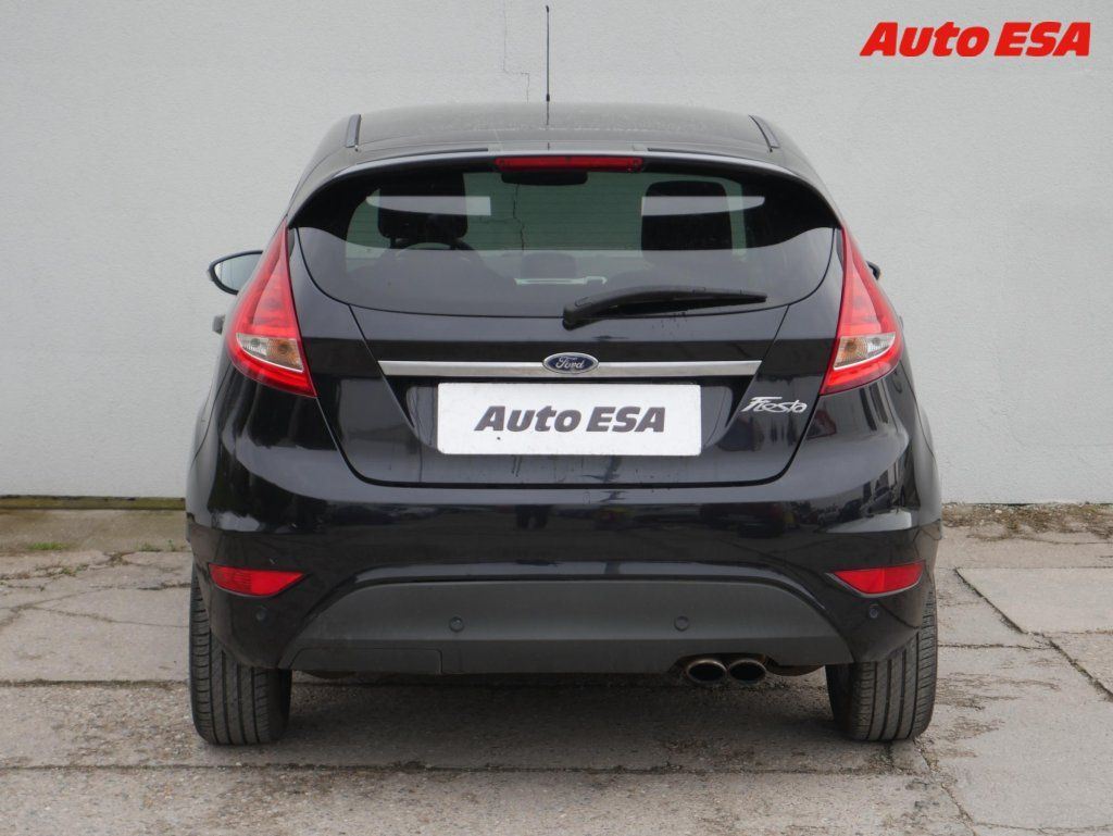 Ford Fiesta, 1.4i,AC,park.asist - fotka 5