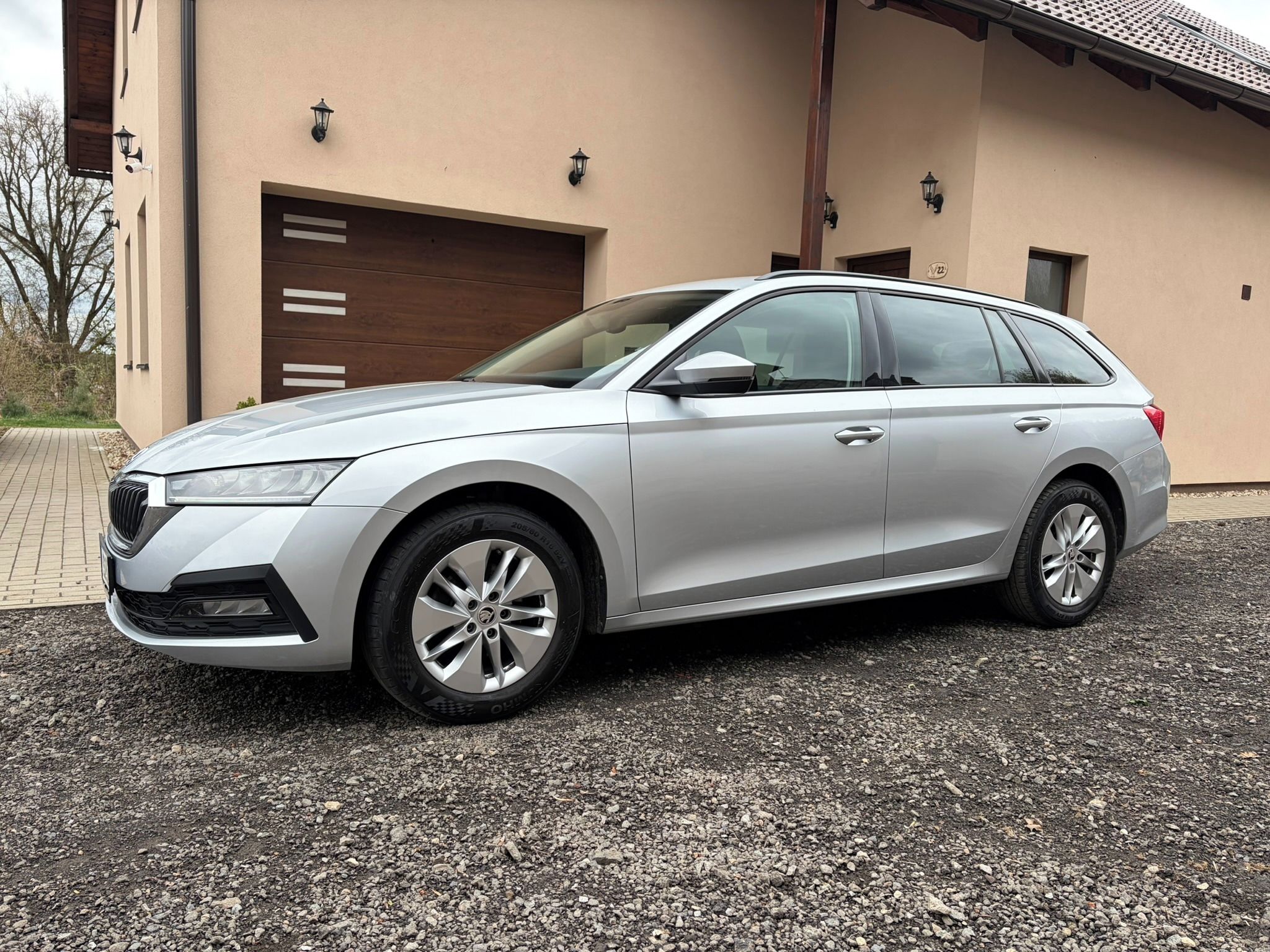Škoda Octavia, kombi 2.0TDI. Rv22. 117 tiskm - fotka 3
