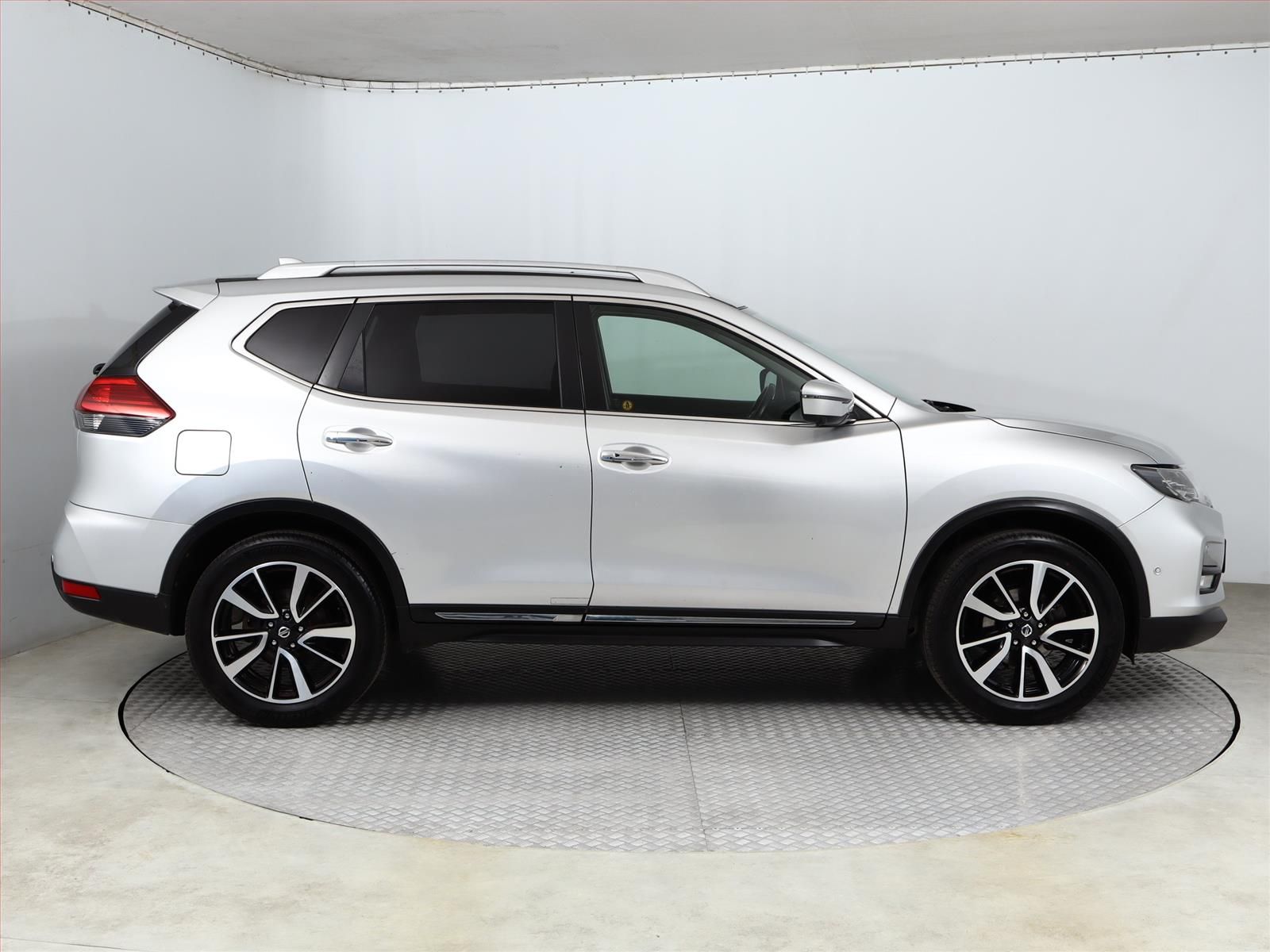 Nissan X-Trail, 1.6 DIG-T, Tekna, Serv.kniha - fotka 6