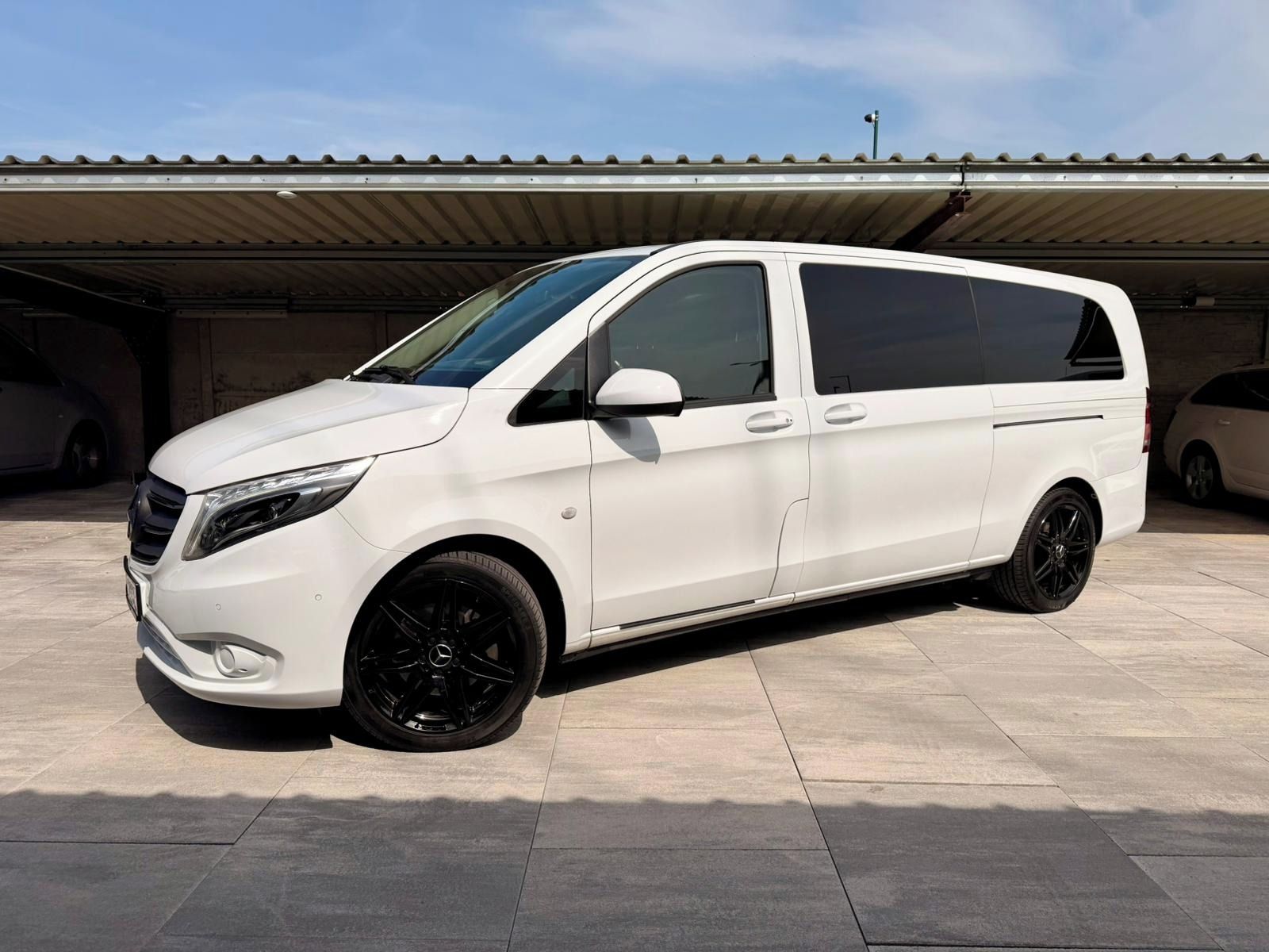 Mercedes-Benz Vito, Mercedes Vito 124CDI XL Tourer - fotka 5
