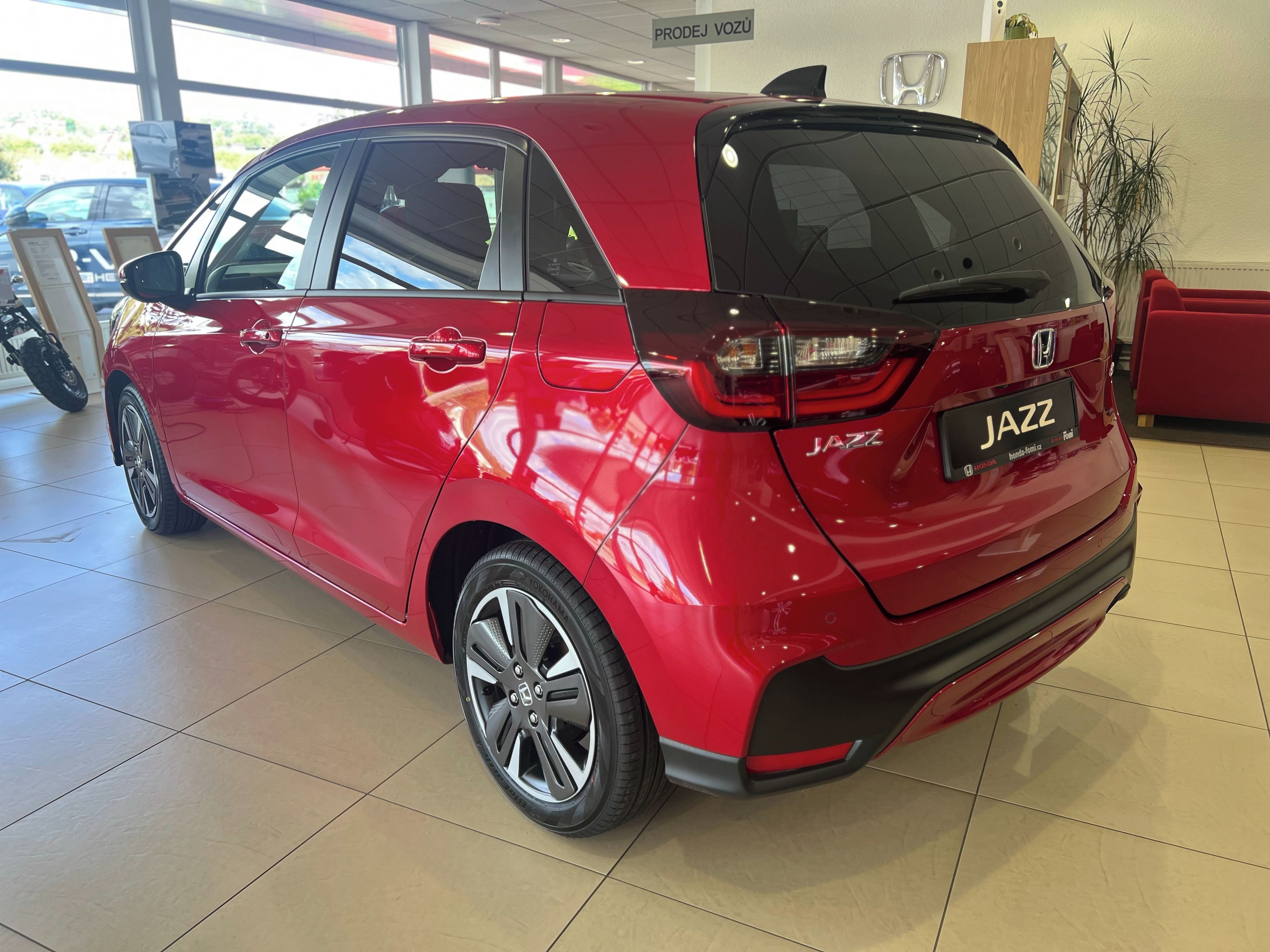 Honda Jazz, 1,5 e:HEV Advance - fotka 5