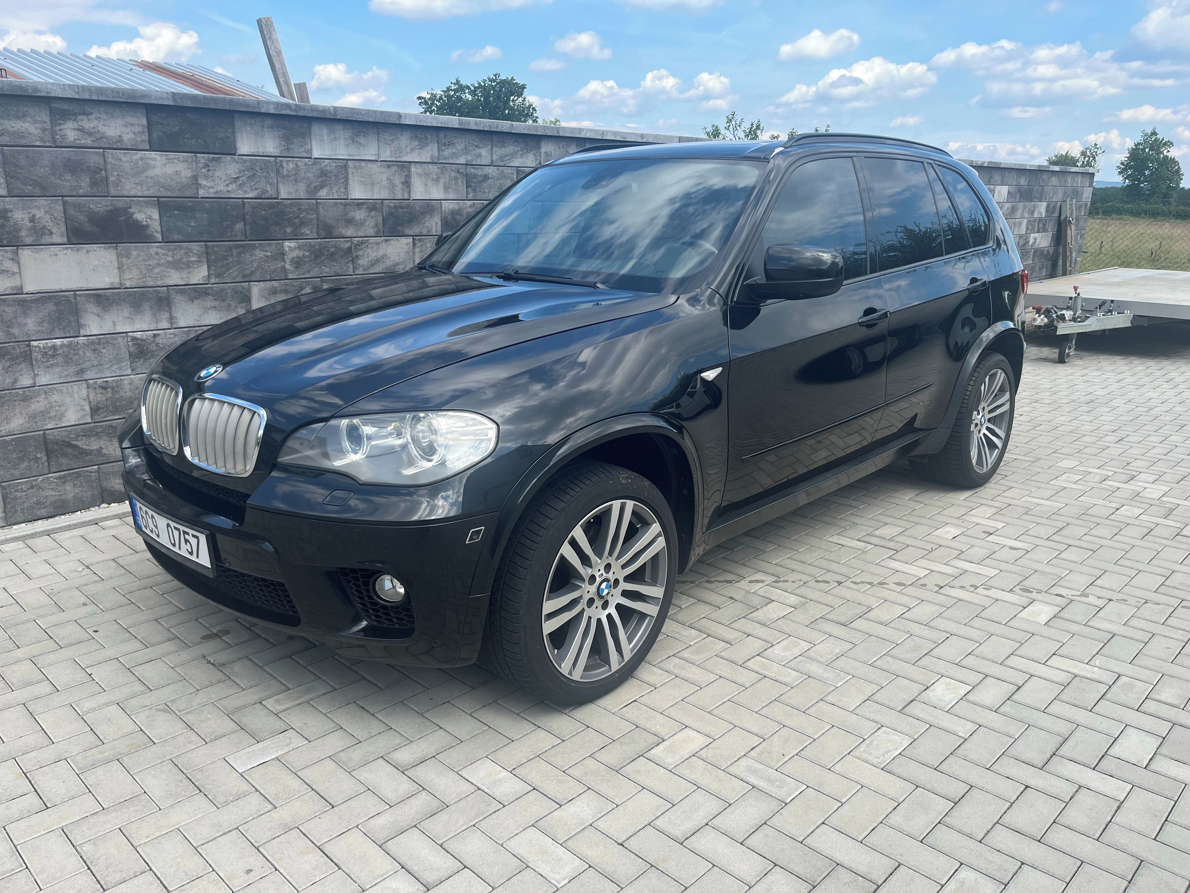 BMW X5 - fotka 6