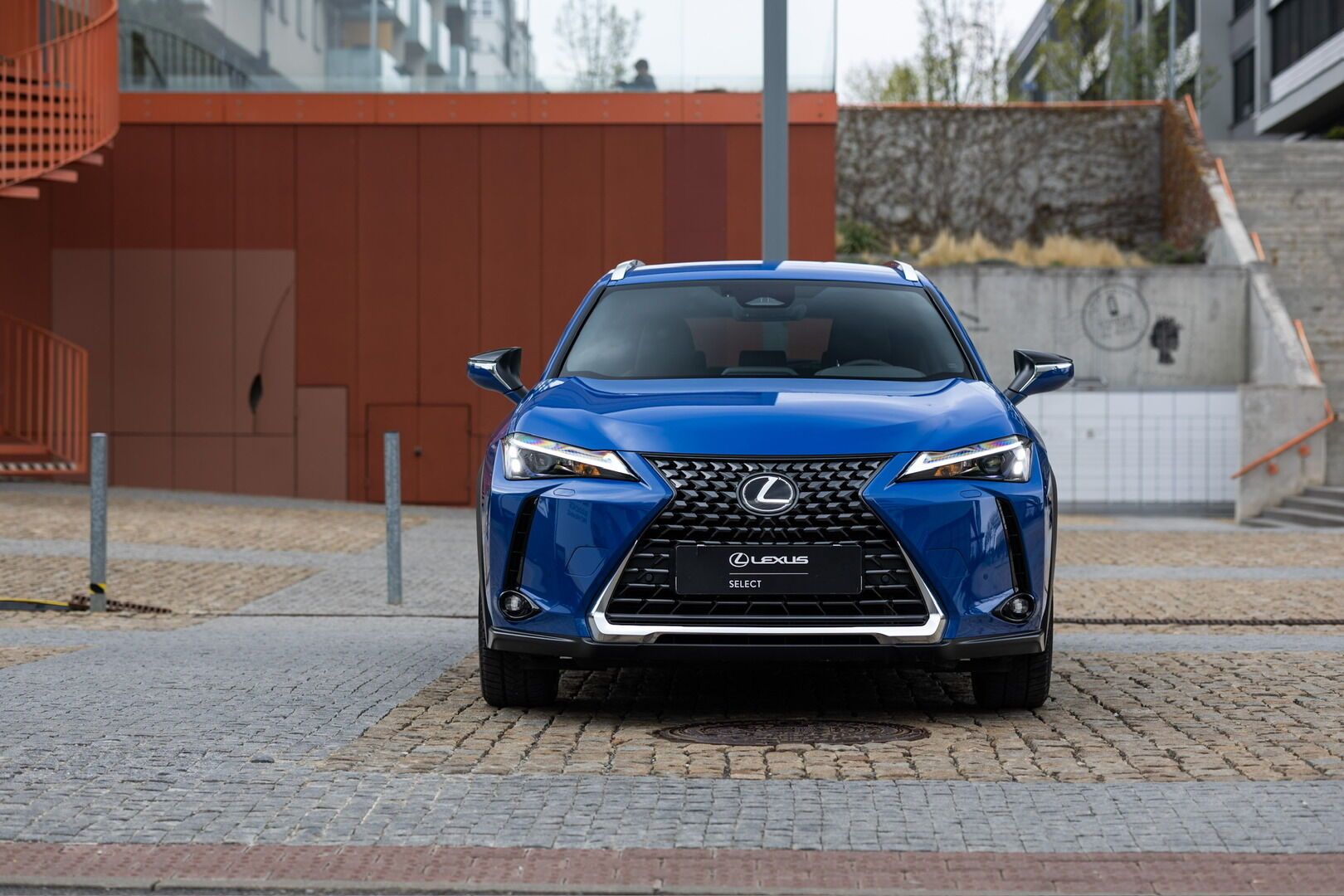 Lexus UX 300h, 300H 2.0 HEV BUSINESS TECH - fotka 3
