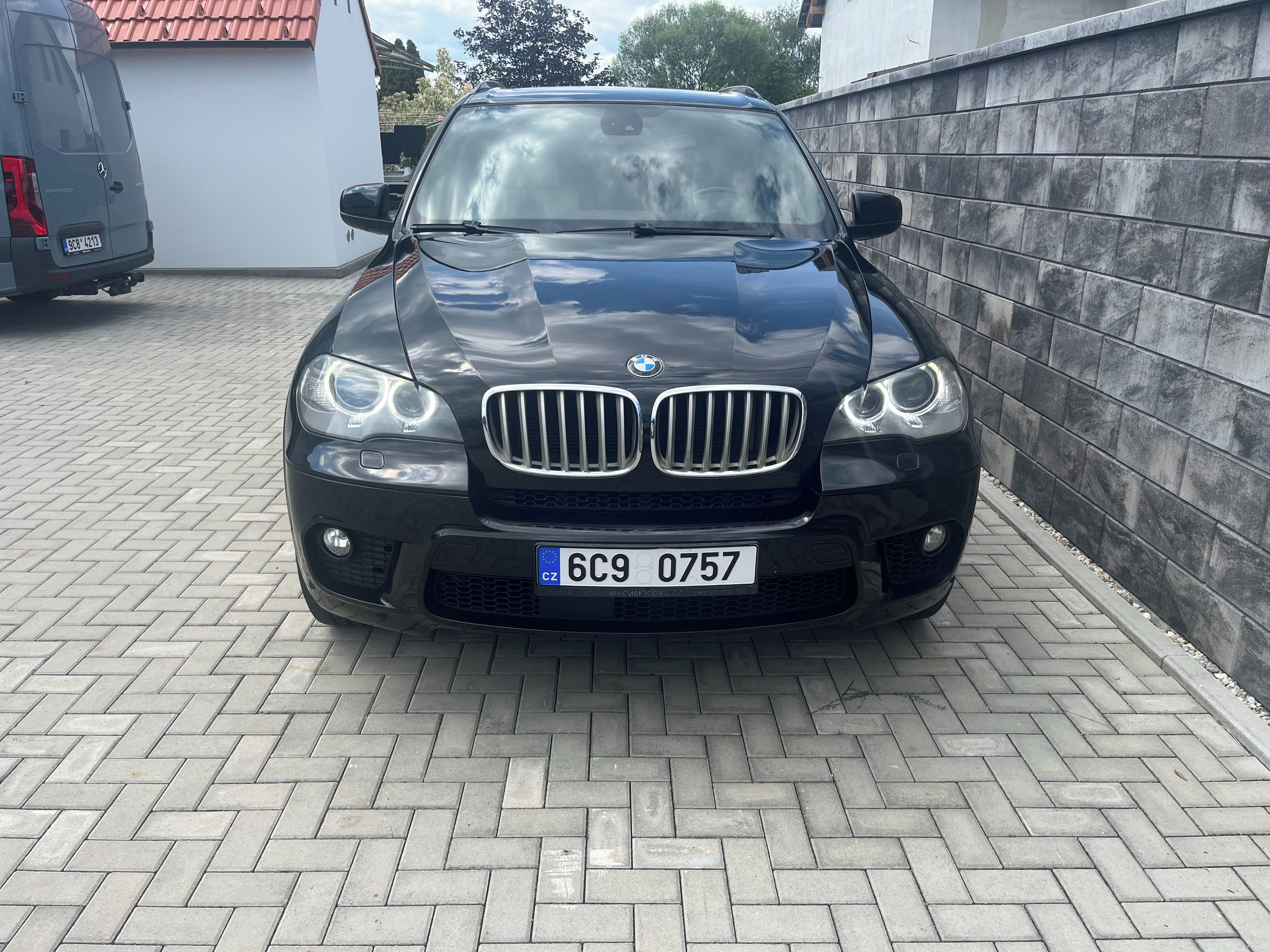 BMW X5 - fotka 5