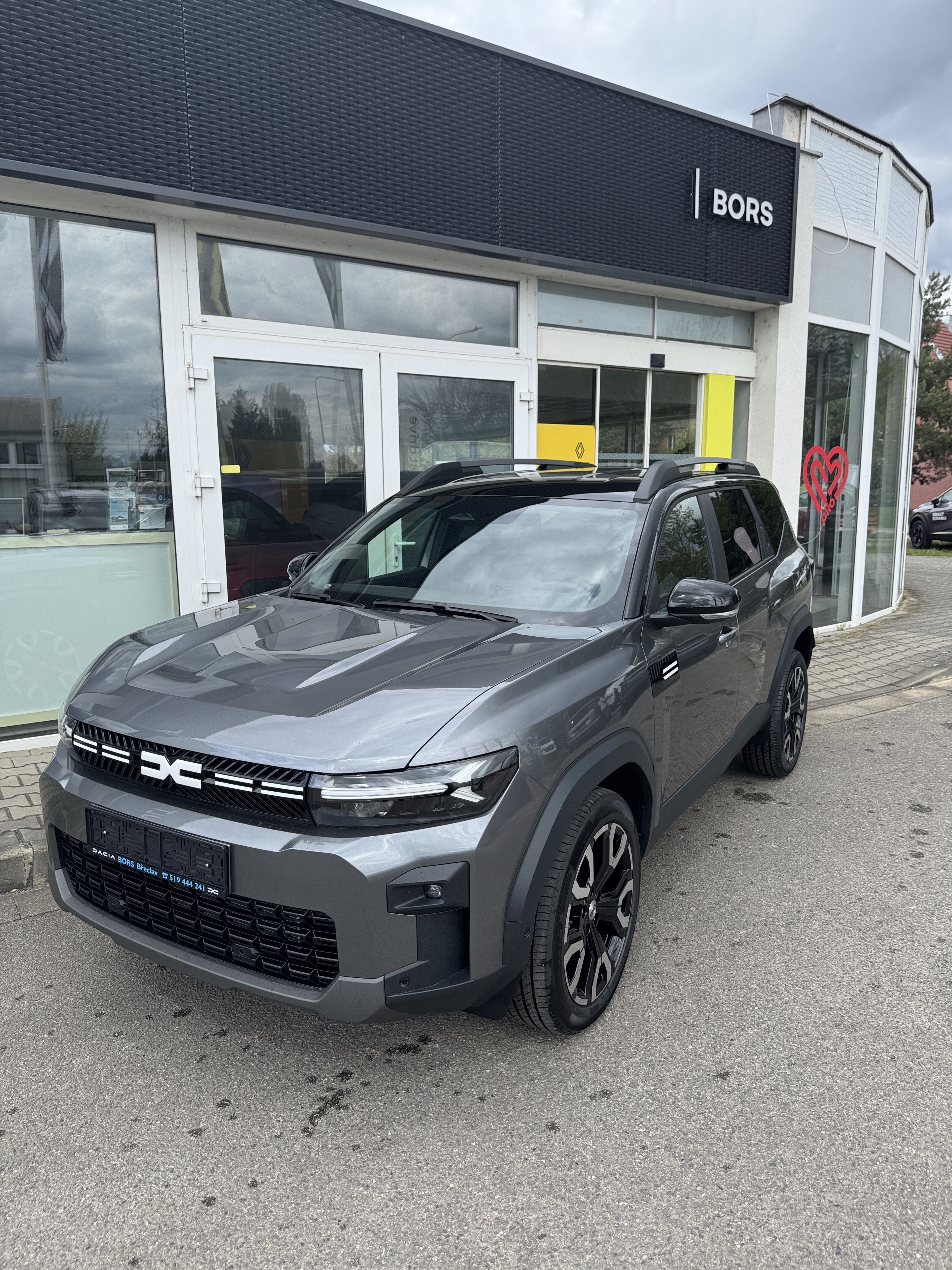 Dacia Bigster, Journey hybrid 155 CELEBRATION