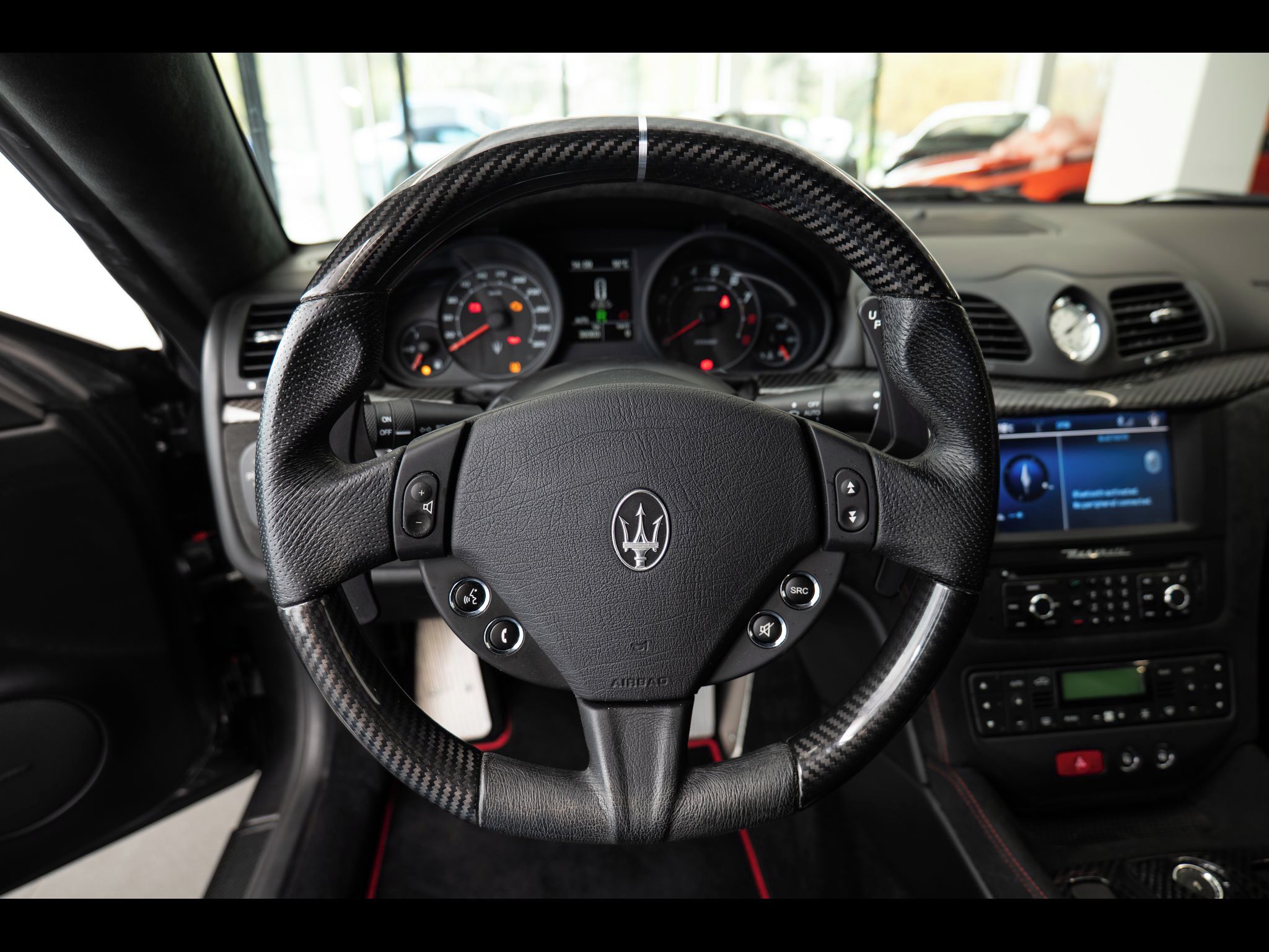 Maserati GranTurismo - fotka 6