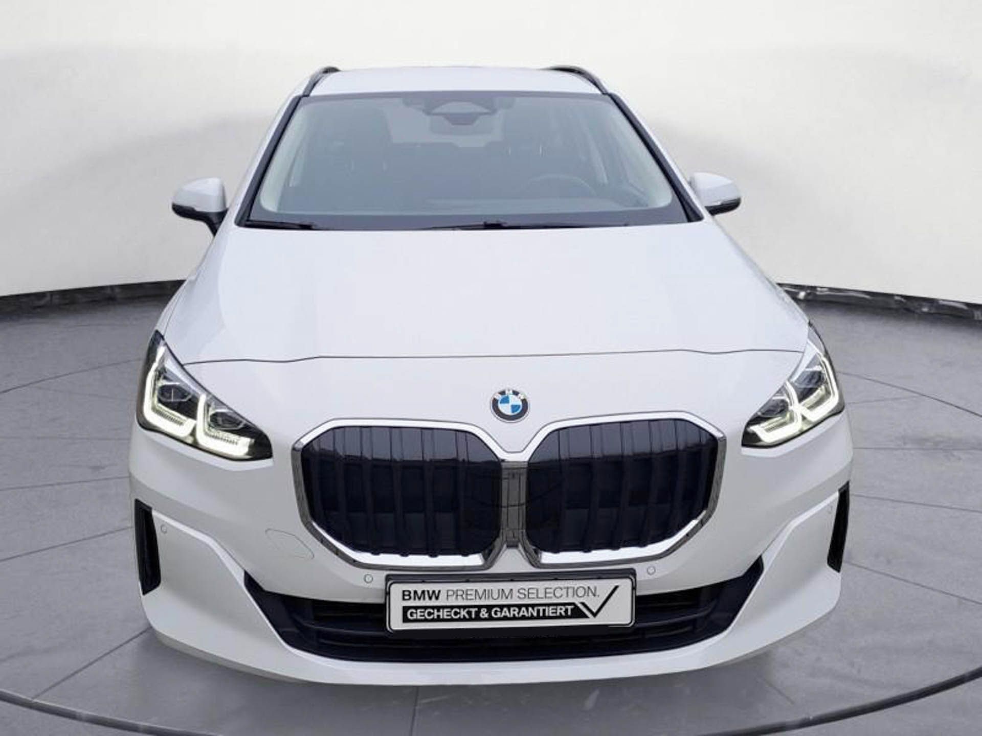 BMW Řada 2, 220i Active Tourer - fotka 3