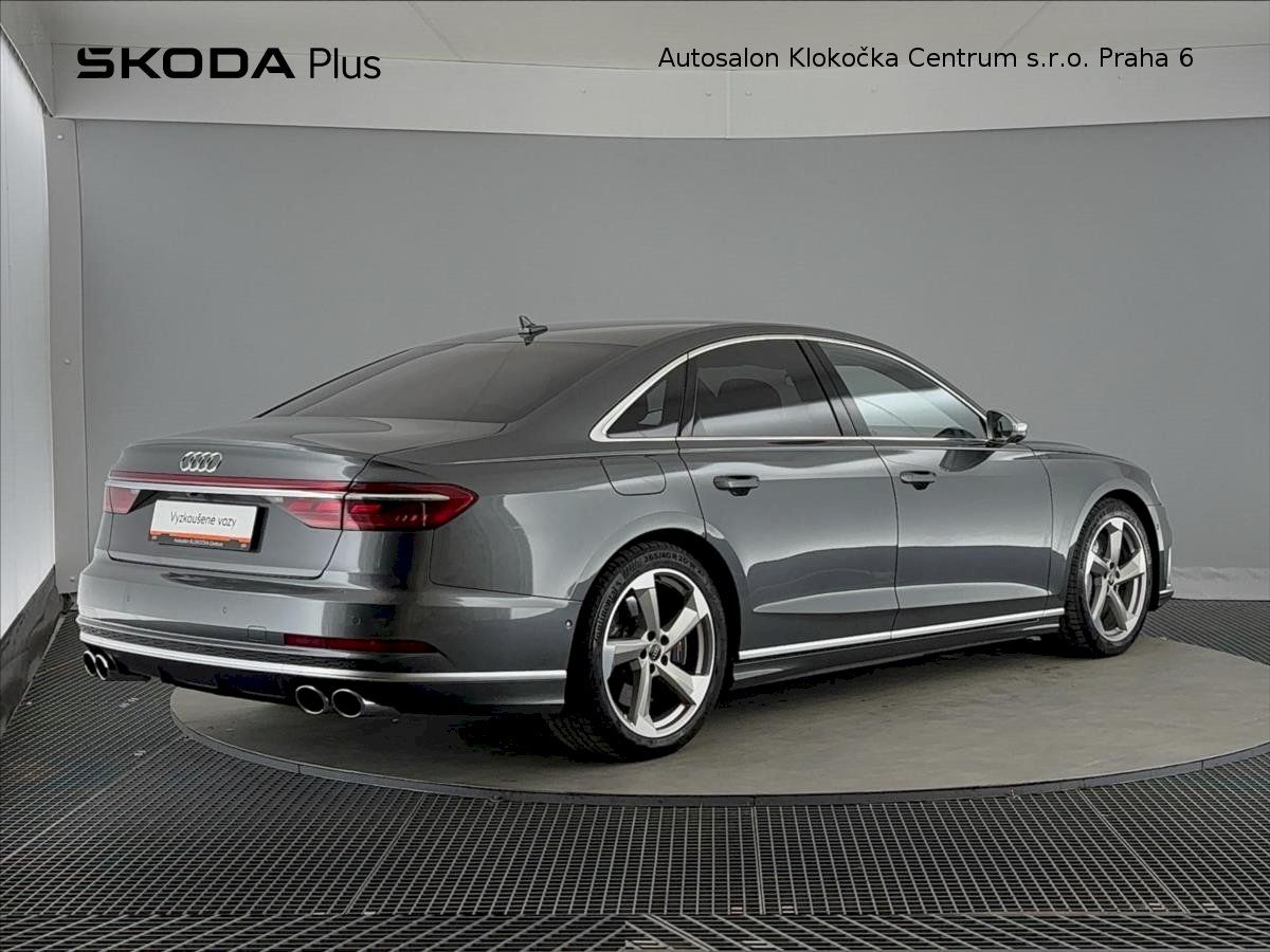 Audi S8, TFSI V8420 kW 8TT Quattro - fotka 2