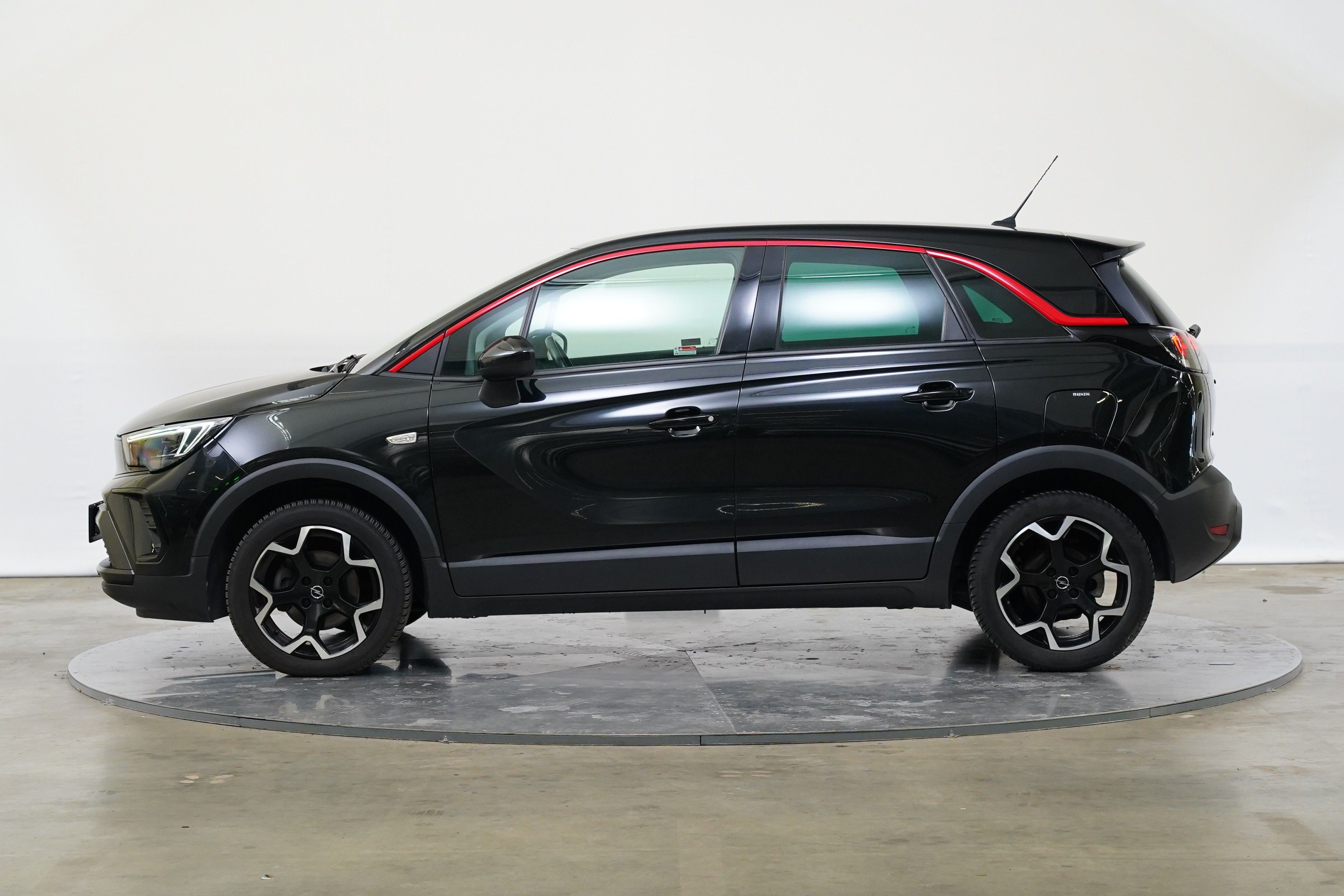 Opel Crossland X, 1.2 Turbo 96 kW GS Line - fotka 3