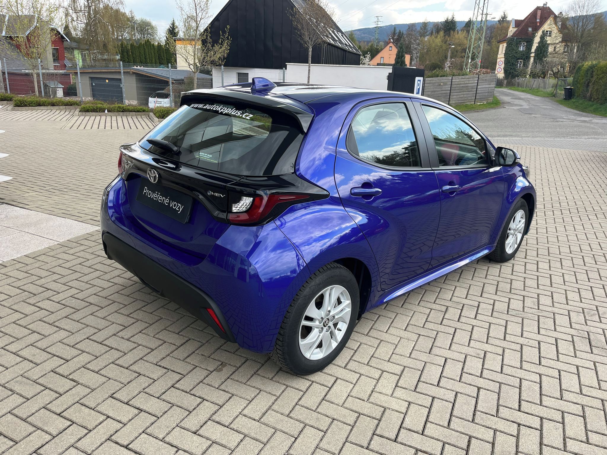 Toyota Yaris, 1.5 Hybrid e-CVT Comfort - fotka 6