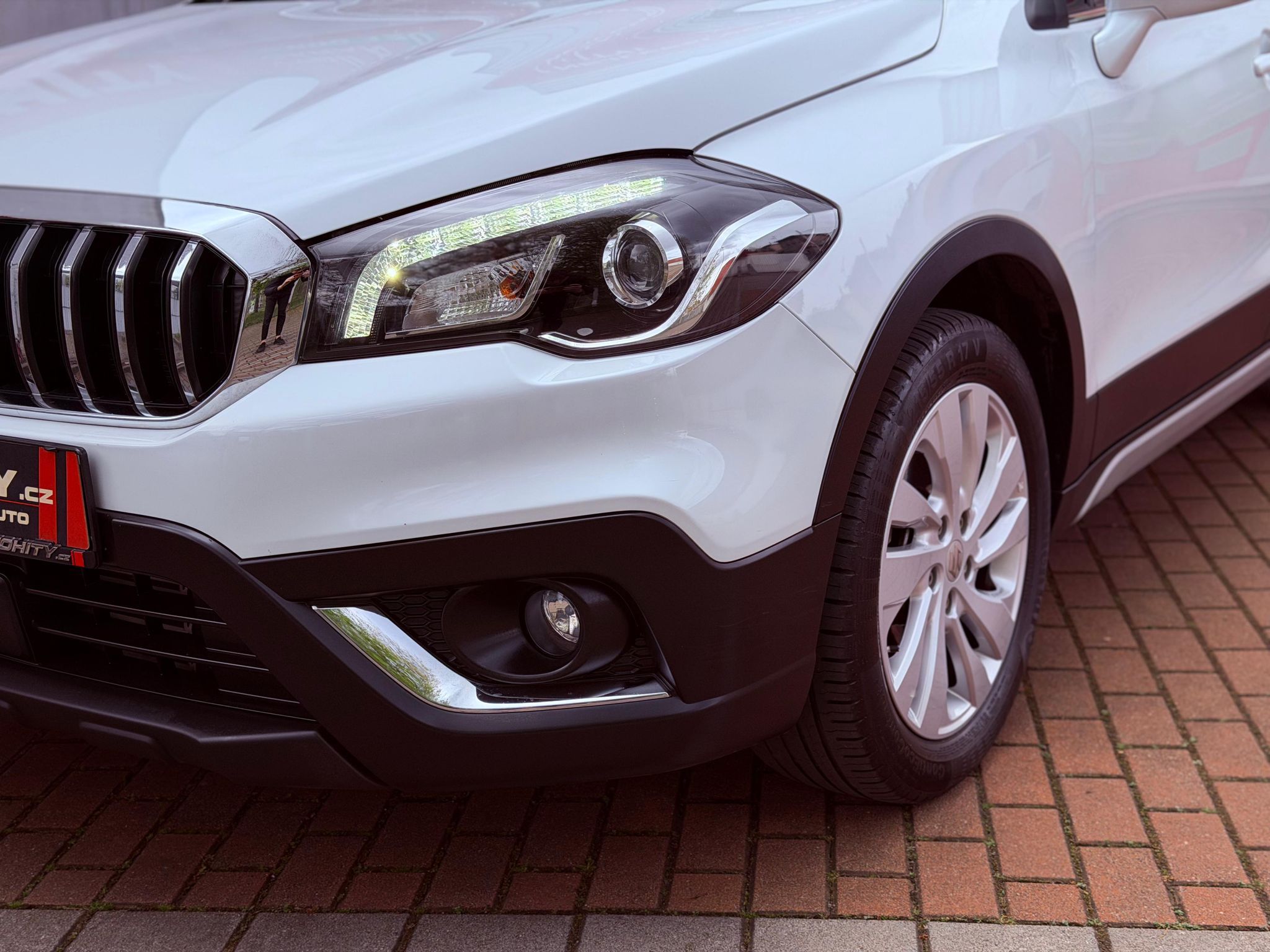 Suzuki SX4 S-Cross, 1.4 BoosterJet AllGrip Aut. - fotka 3