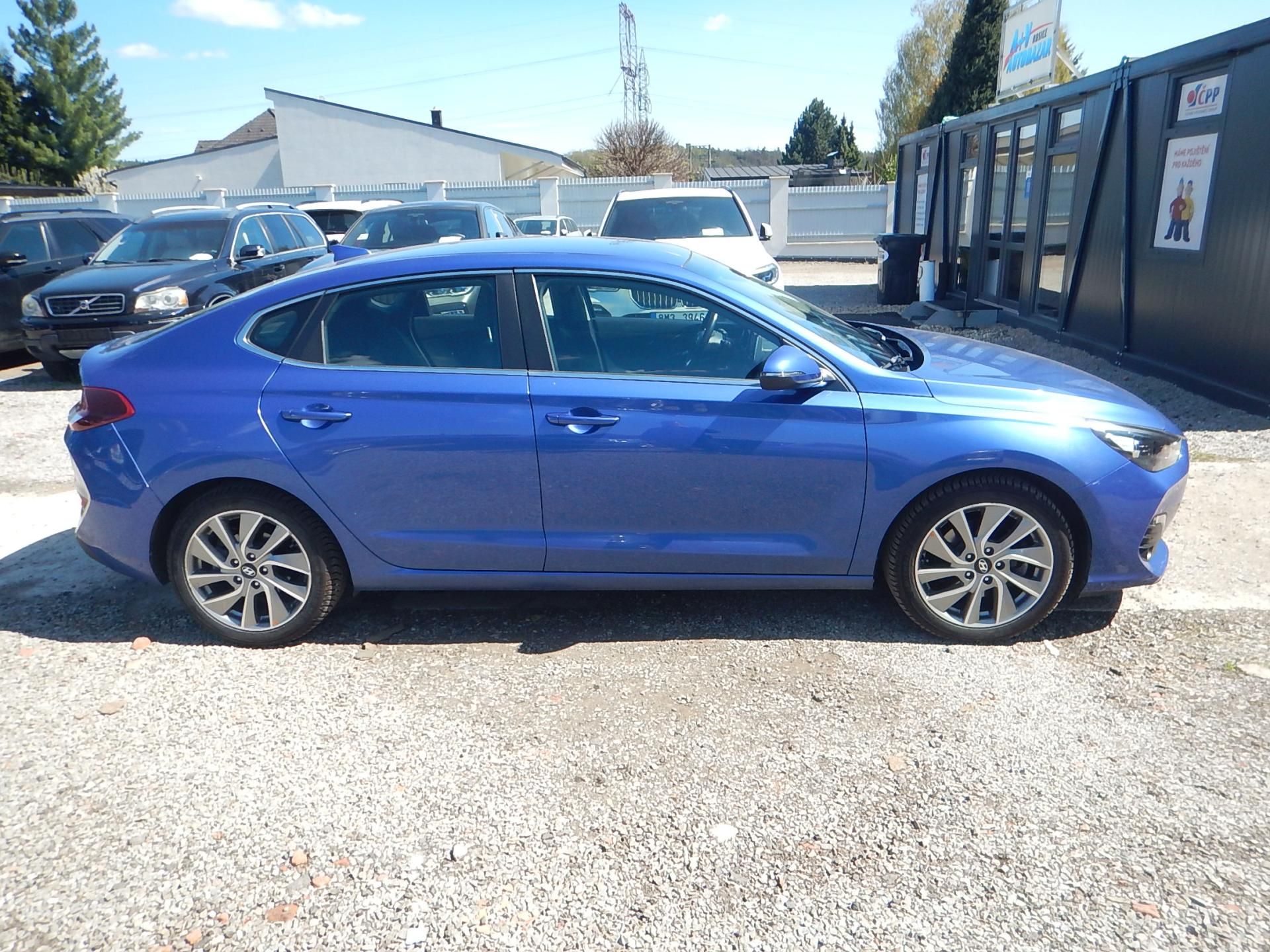 Hyundai i30, 1.4T GDI Fastback, ČR, 1. MAJ. - fotka 5