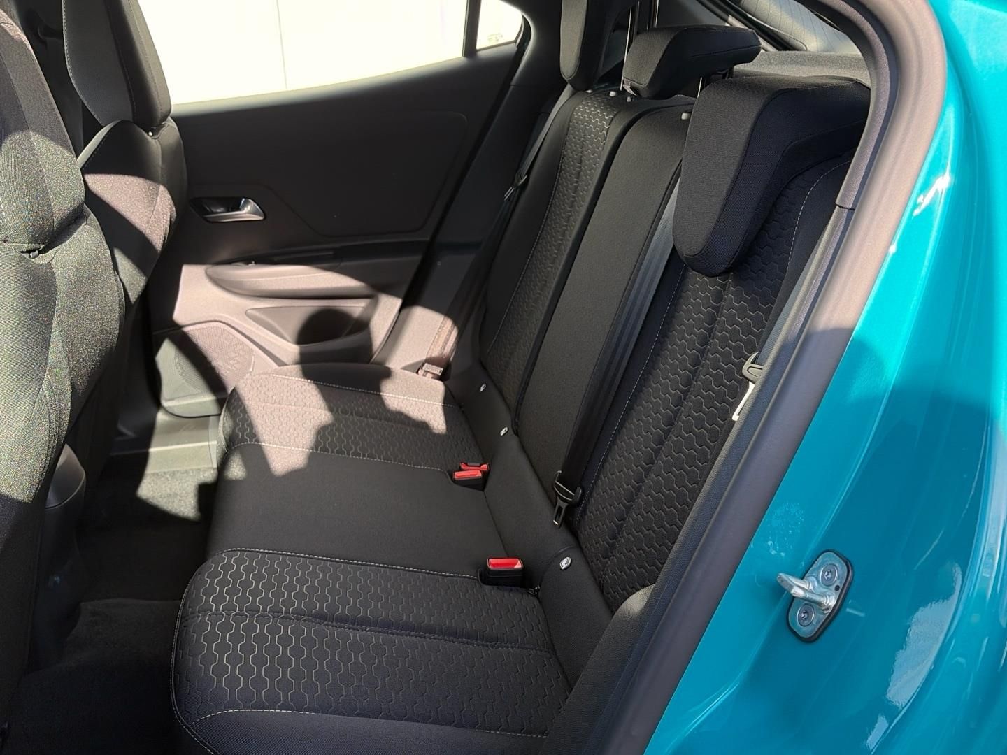 Opel Mokka, 1.2Turbo 130k 96kW Edition - fotka 6