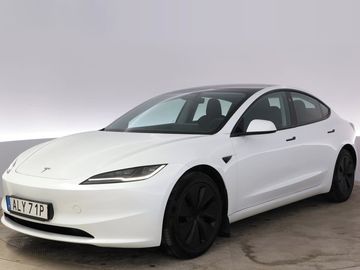 Long Range AWD