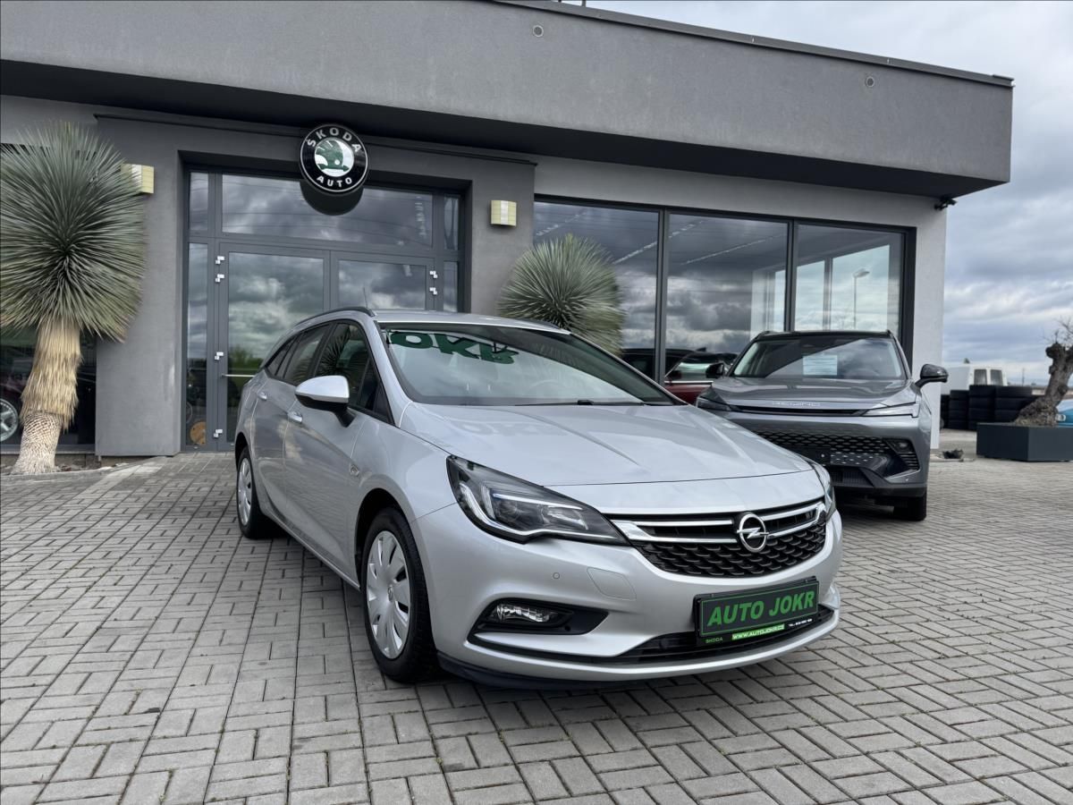 Opel Astra, 1,6 CDTi 81kW  SPORTS TOURER L - fotka 3