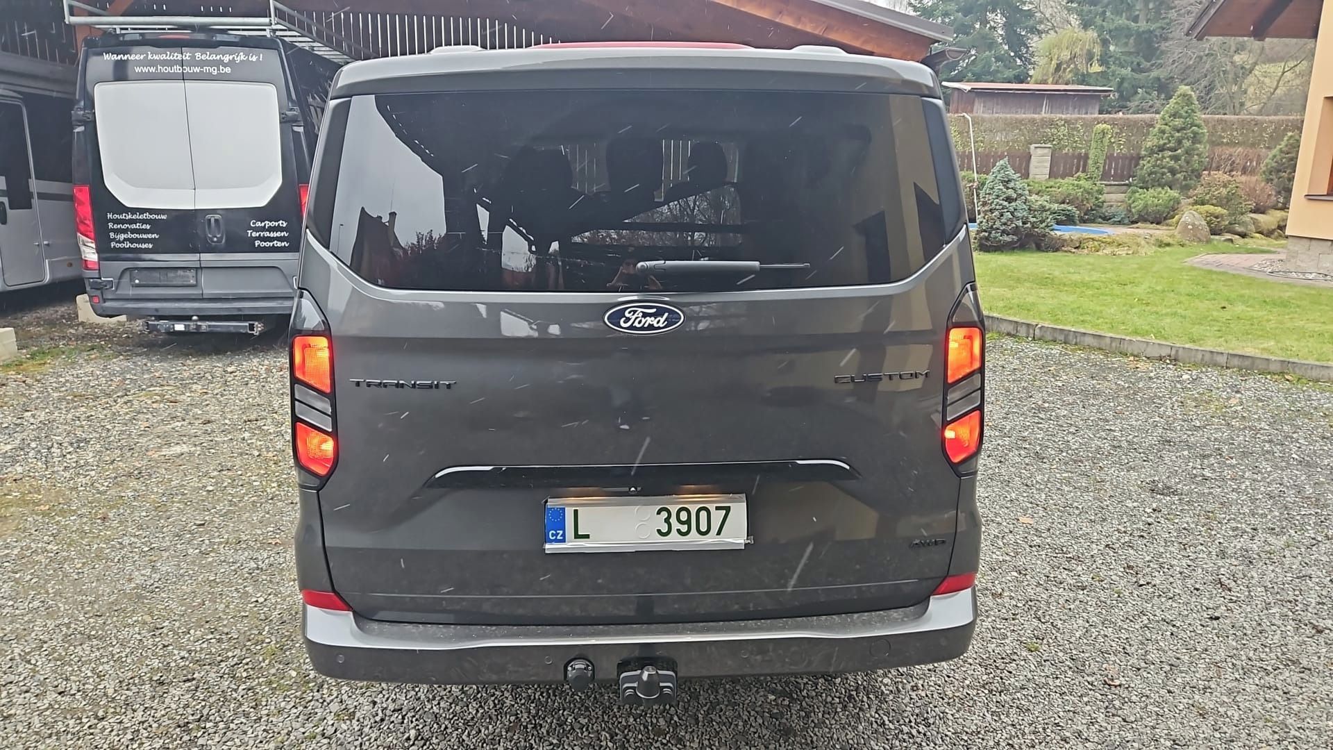 Ford Transit Custom, 2,0 tdci 5 let záruka L2 4WD - fotka 2