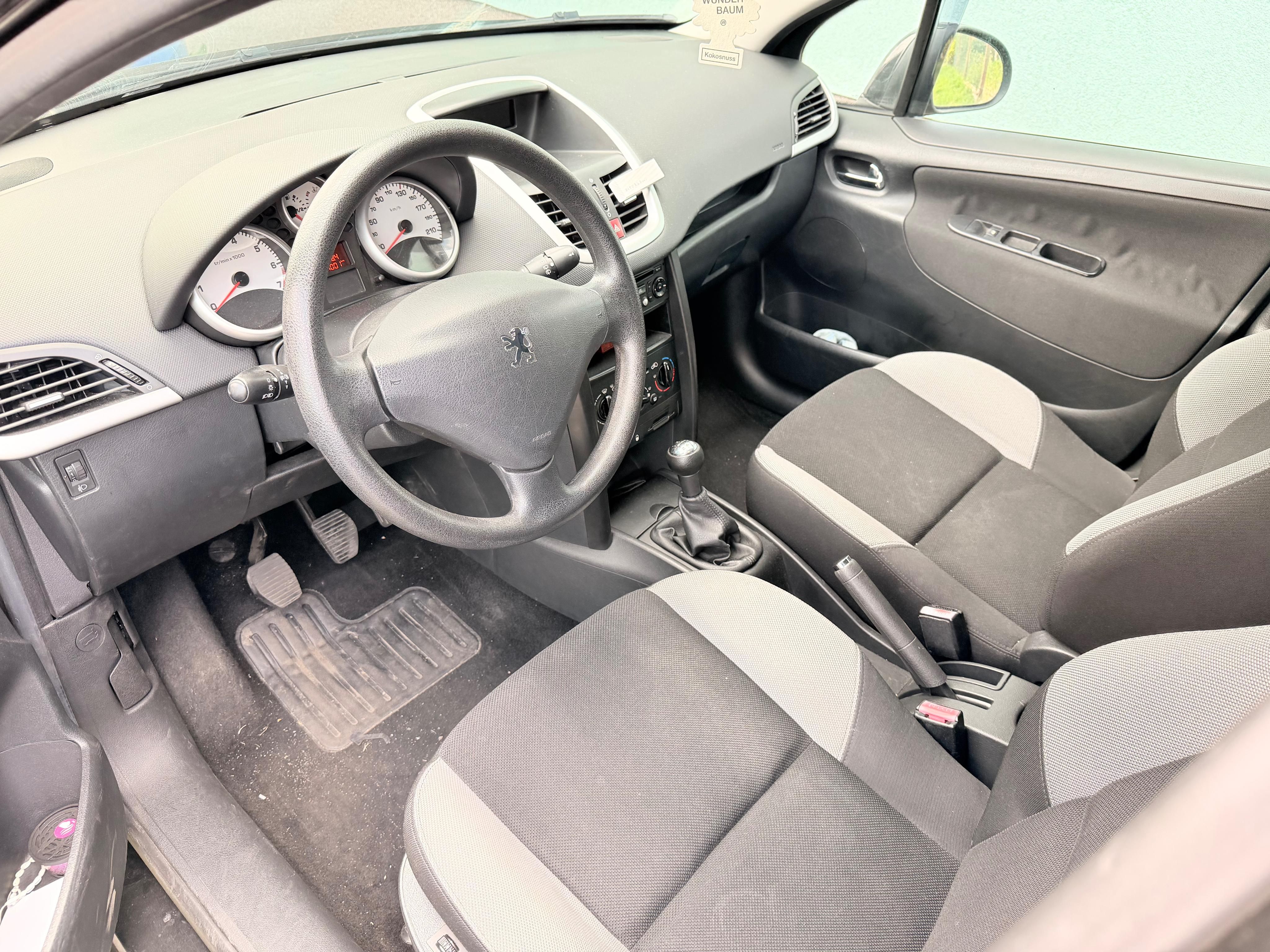Peugeot 207, Peugeot 207 - fotka 6