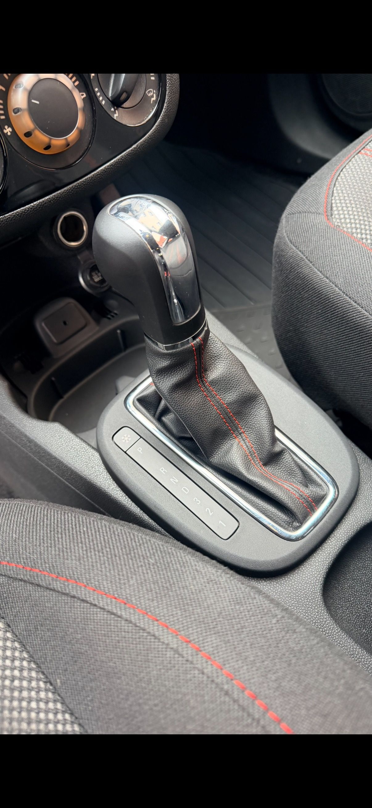 Opel Corsa, Opel Corsa 1.4 Automat - fotka 6
