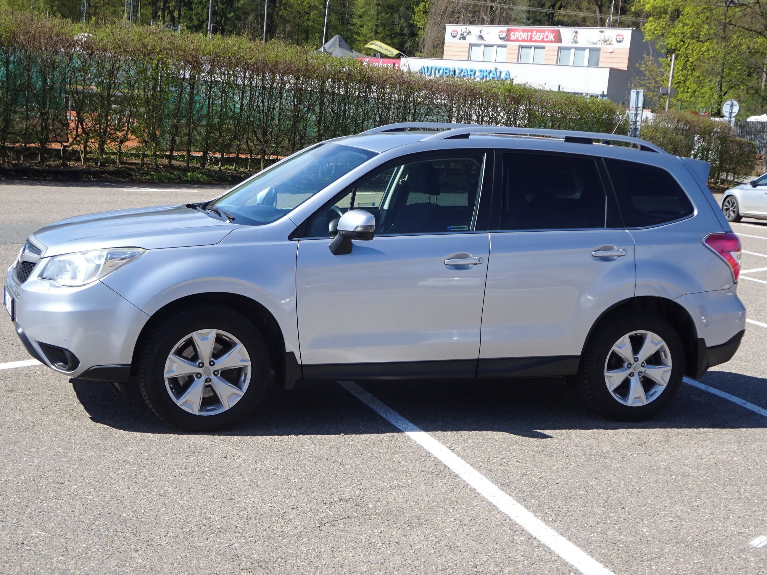 Subaru Forester, 2.0 D 4x4 2.Majitel serviska - fotka 3