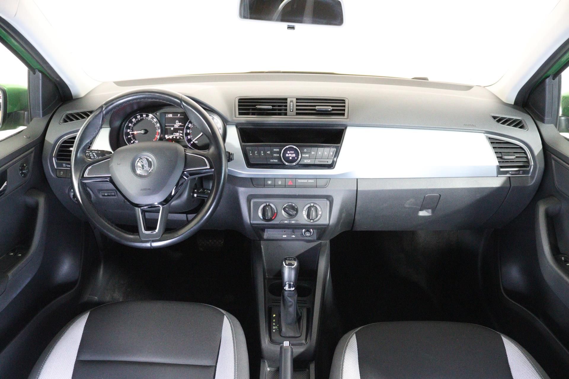 Škoda Fabia, COMBI AMBITION 1,4 TDI DSG 66k - fotka 5