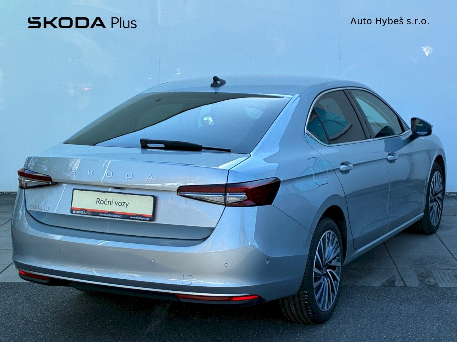 Škoda Superb, 2,0 TDI / 110 kW L&K - fotka 2