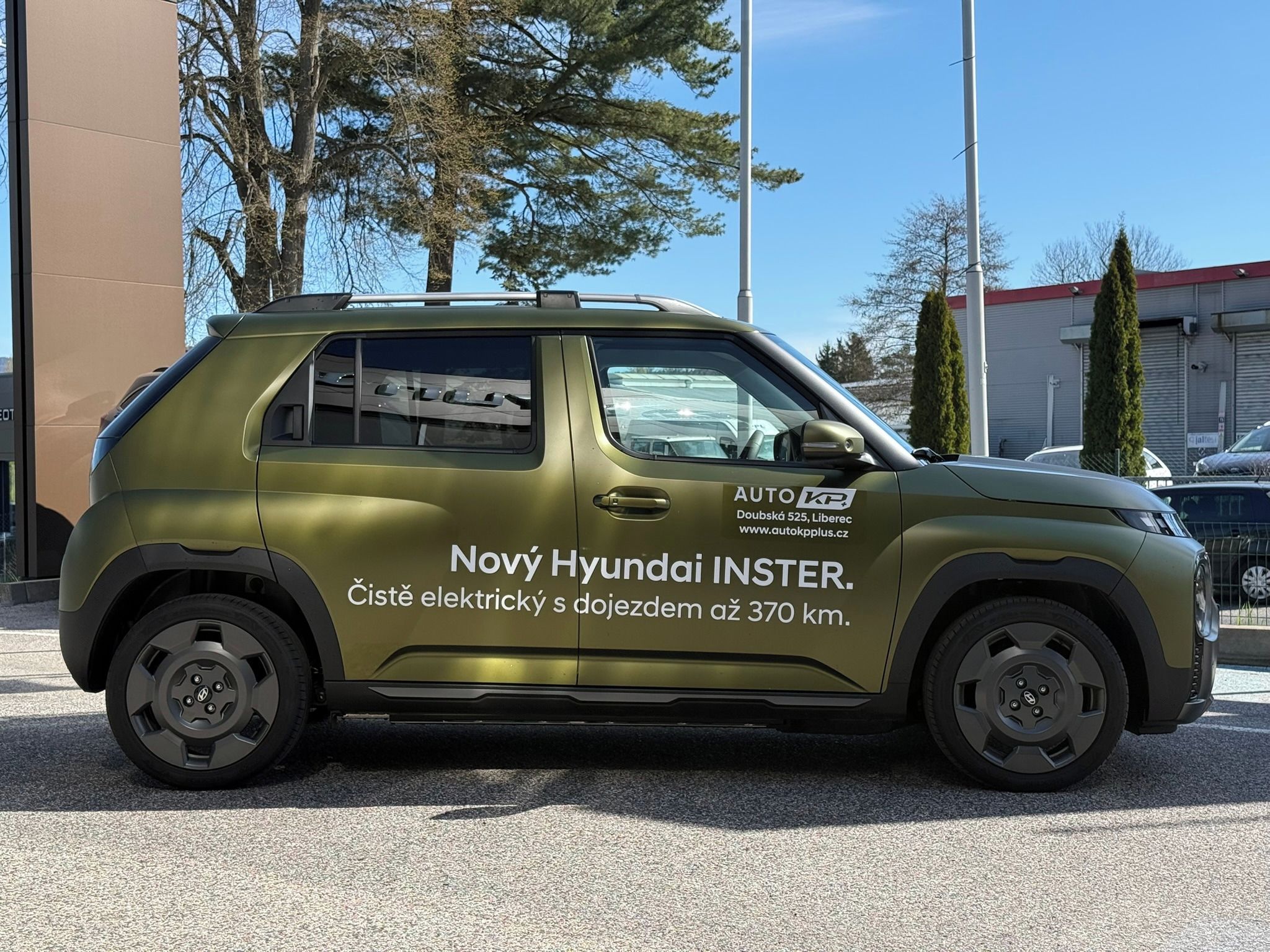 Hyundai Inster, Cross 49kWH (85kW/115k) - fotka 4