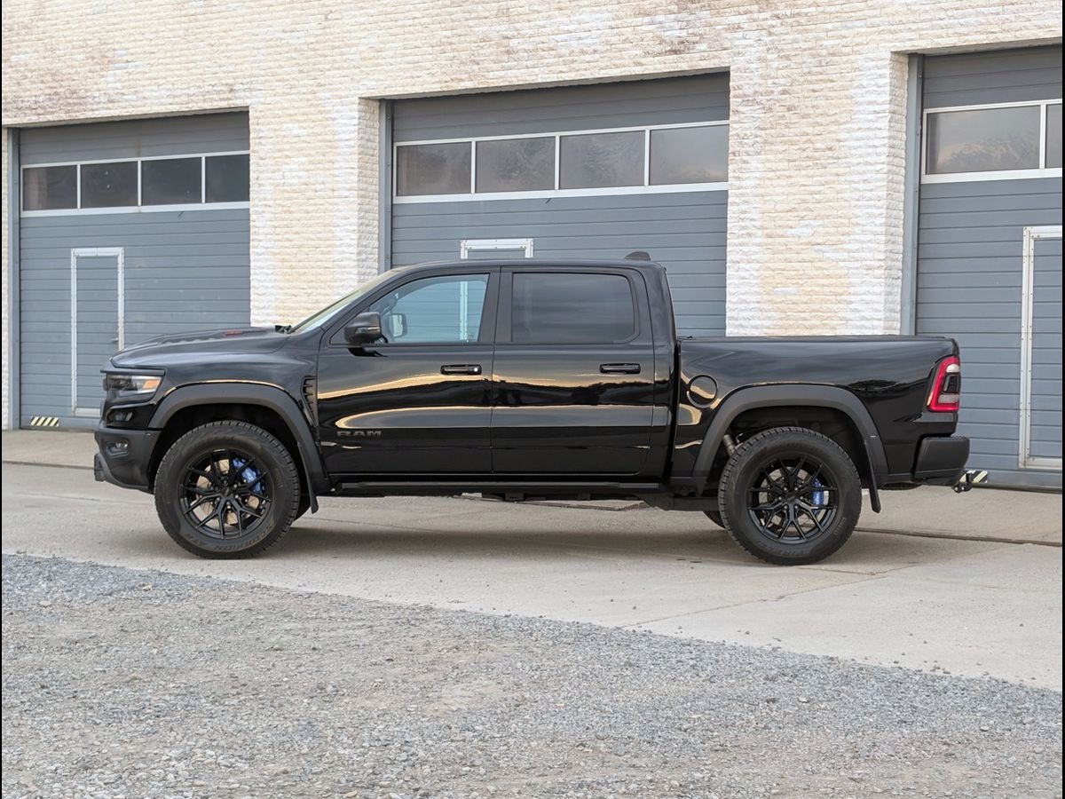 RAM 1500, TRX, Harman/Kardon, Ventilace - fotka 4