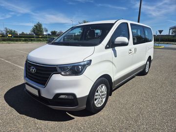 2.5CRDi 2019 MANUÁL 8 MÍST TAŽ