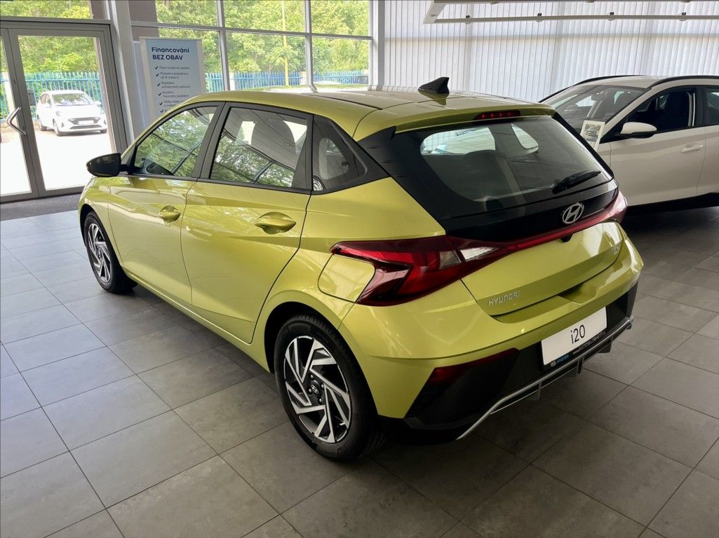 Hyundai i20, 1,2 i 62 kW 16V Smart - fotka 5