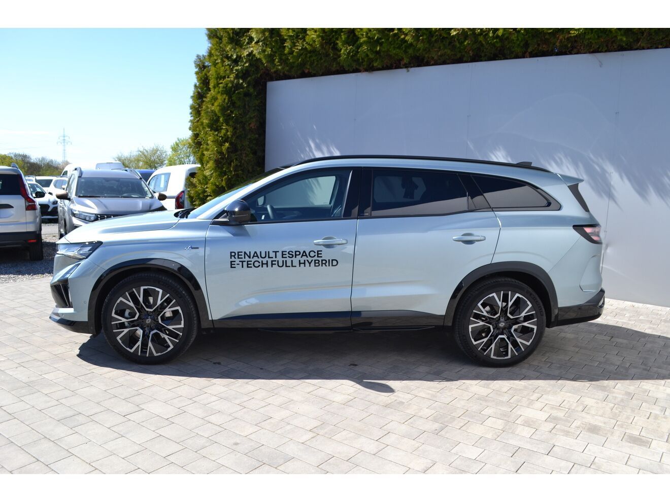 Renault Espace, esprit Alpine full hybrid E-Te - fotka 2