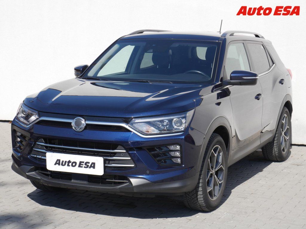 SsangYong Korando, 1.5T-GDi,1.maj,ČR,Automat - fotka 3