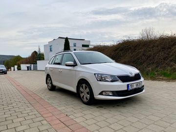 Combi 1,2 TSI 66kW, klima, CR