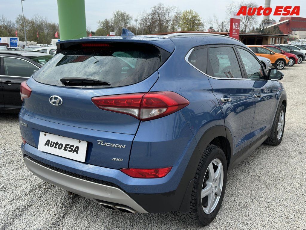 Hyundai Tucson, 2.0 CRDI 4x4,ČR,AC - fotka 4